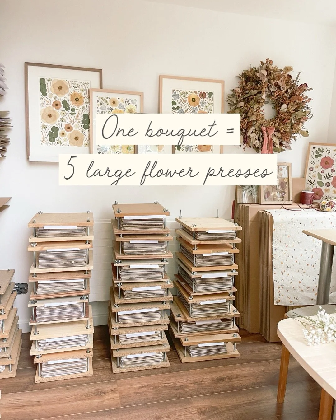 It&rsquo;s my favourite time of the year again - the studio is once more absolutely full of flower presses packed with wedding flowers ❤️

One thing that often surprises people is just how many presses a single bouquet needs. Every wedding bouquet th
