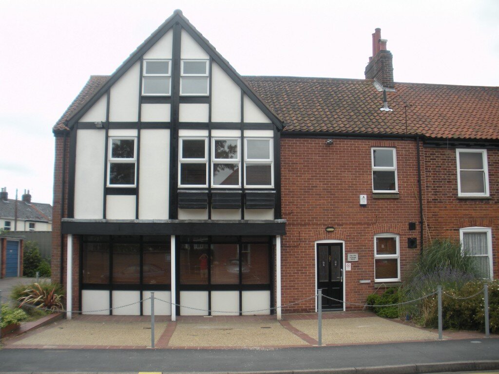 City-Road-Front-Of-Property.jpg