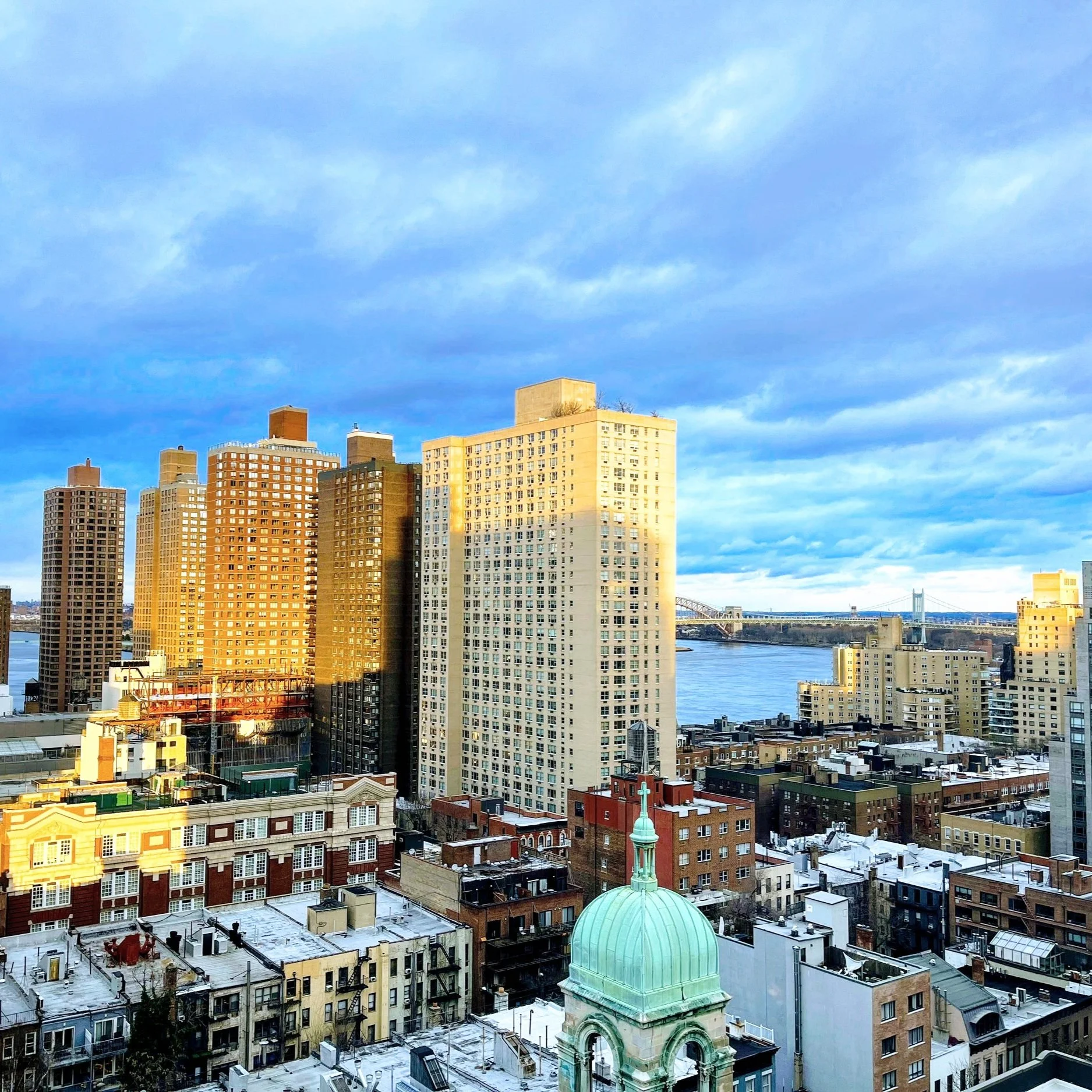 Delia Tarlea - offering integrative healing sessions, massage therapy and Biofield Tuning in NYC