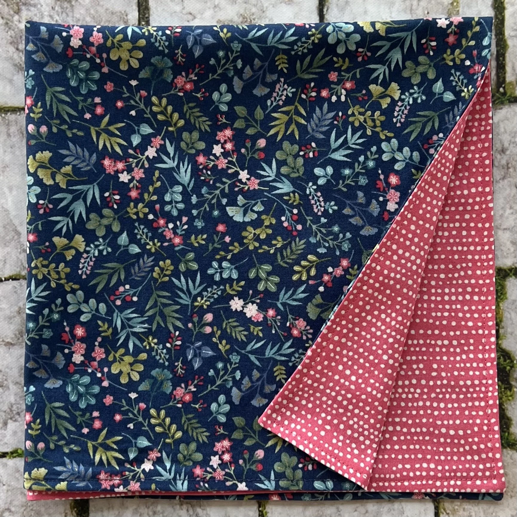Itty Bitty Bloom Large NapkinsItty Bitty Bloom Large Napkins 4.jpg