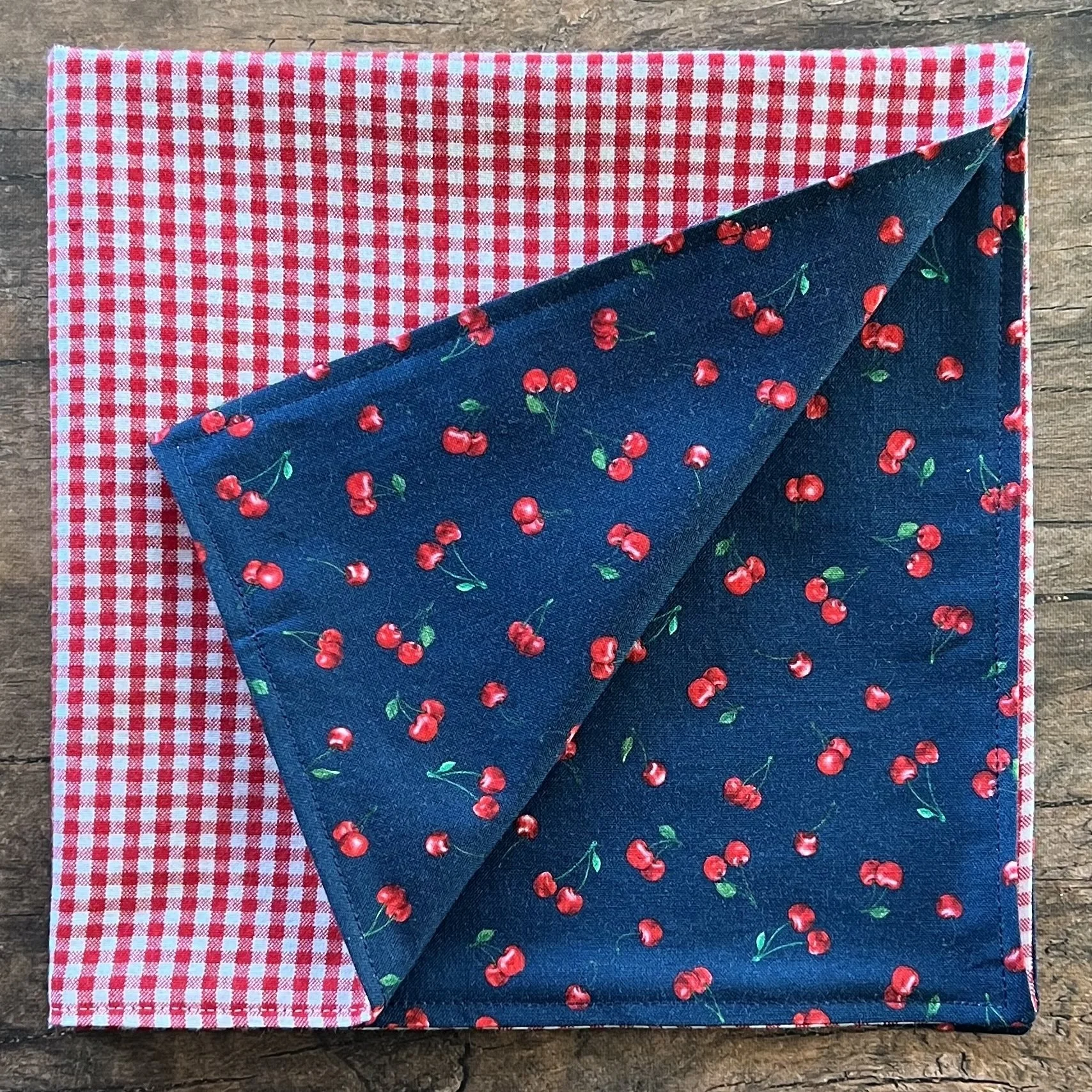 gingham cherry large napkins 5.jpg