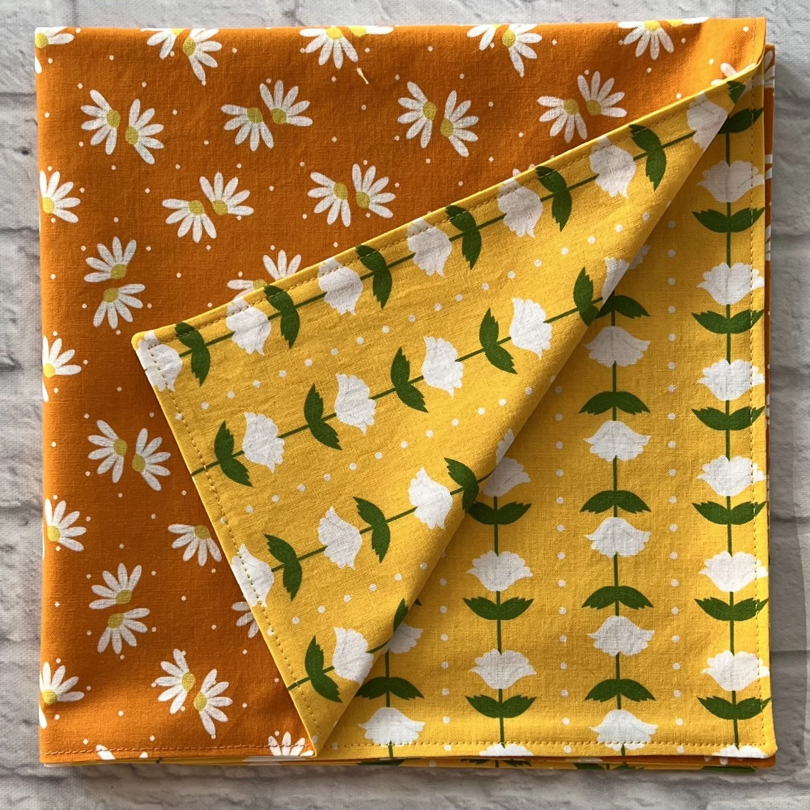 retro blooms 2 large napkins 4.jpg