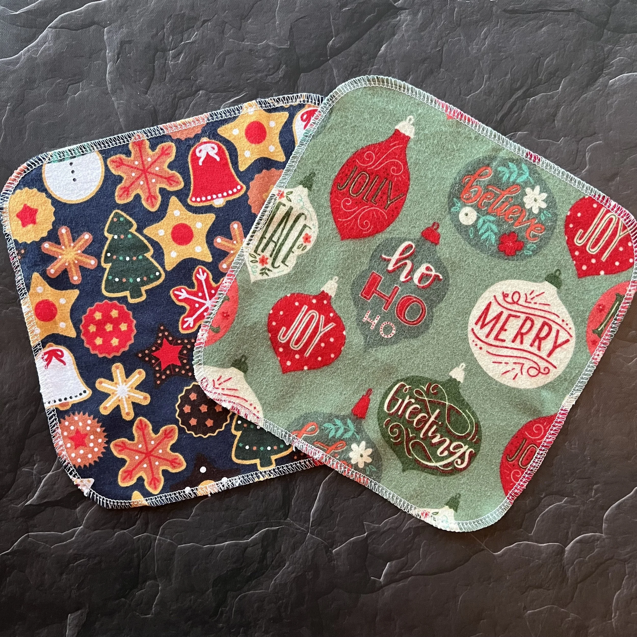 Jolly Christmas Paperless Towels 5.jpg