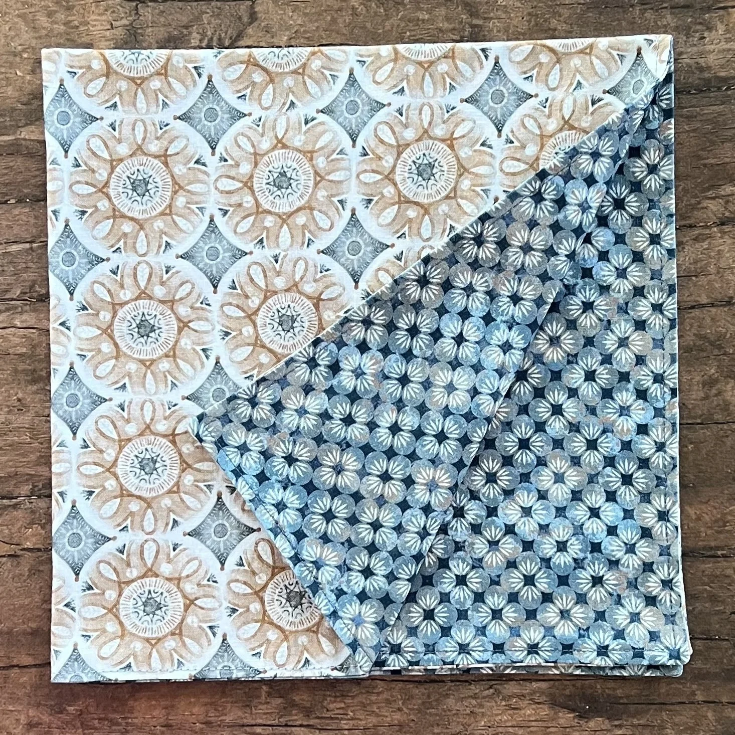 mandala large napkin set 5.jpg