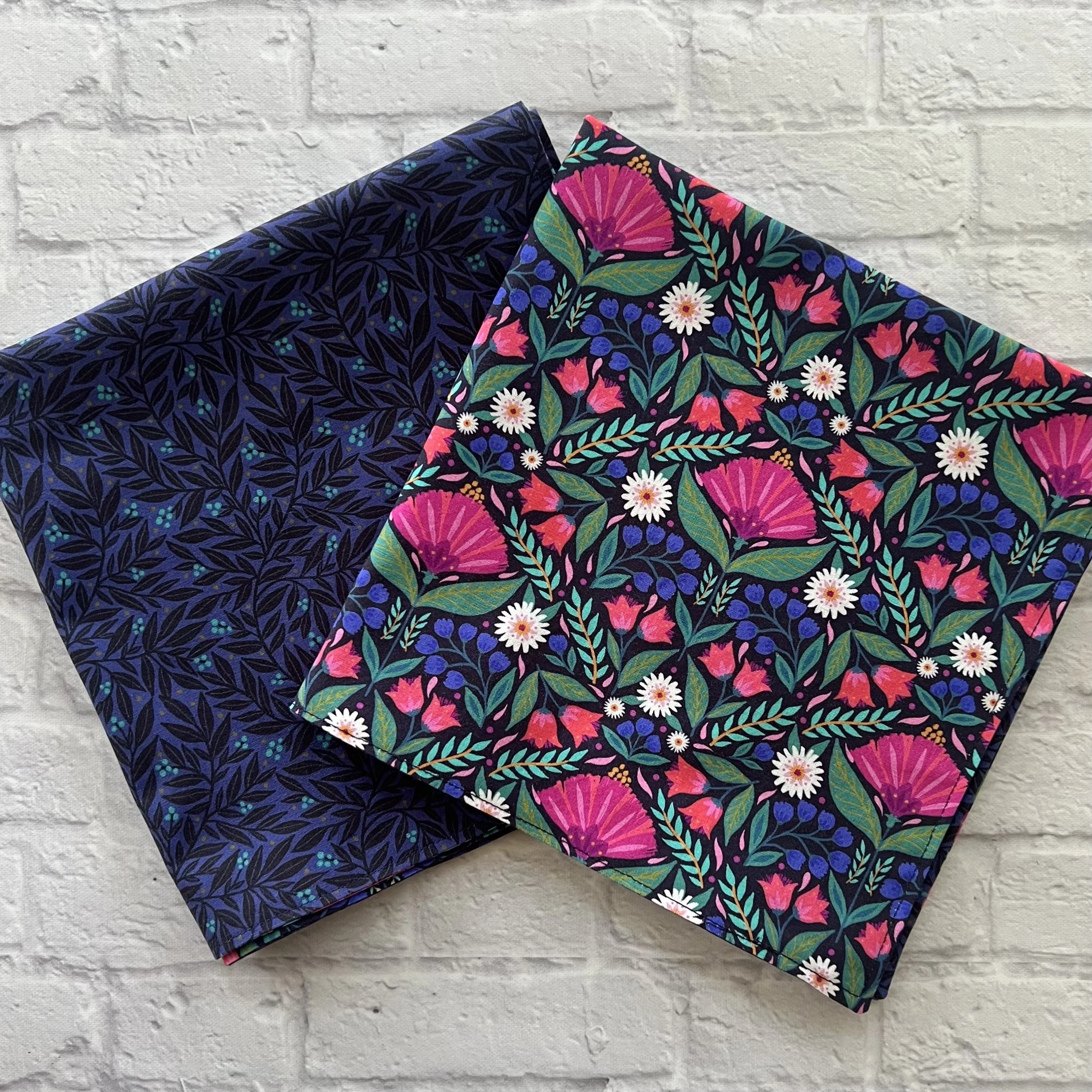 Daisy Fan Large Napkins 3.jpg