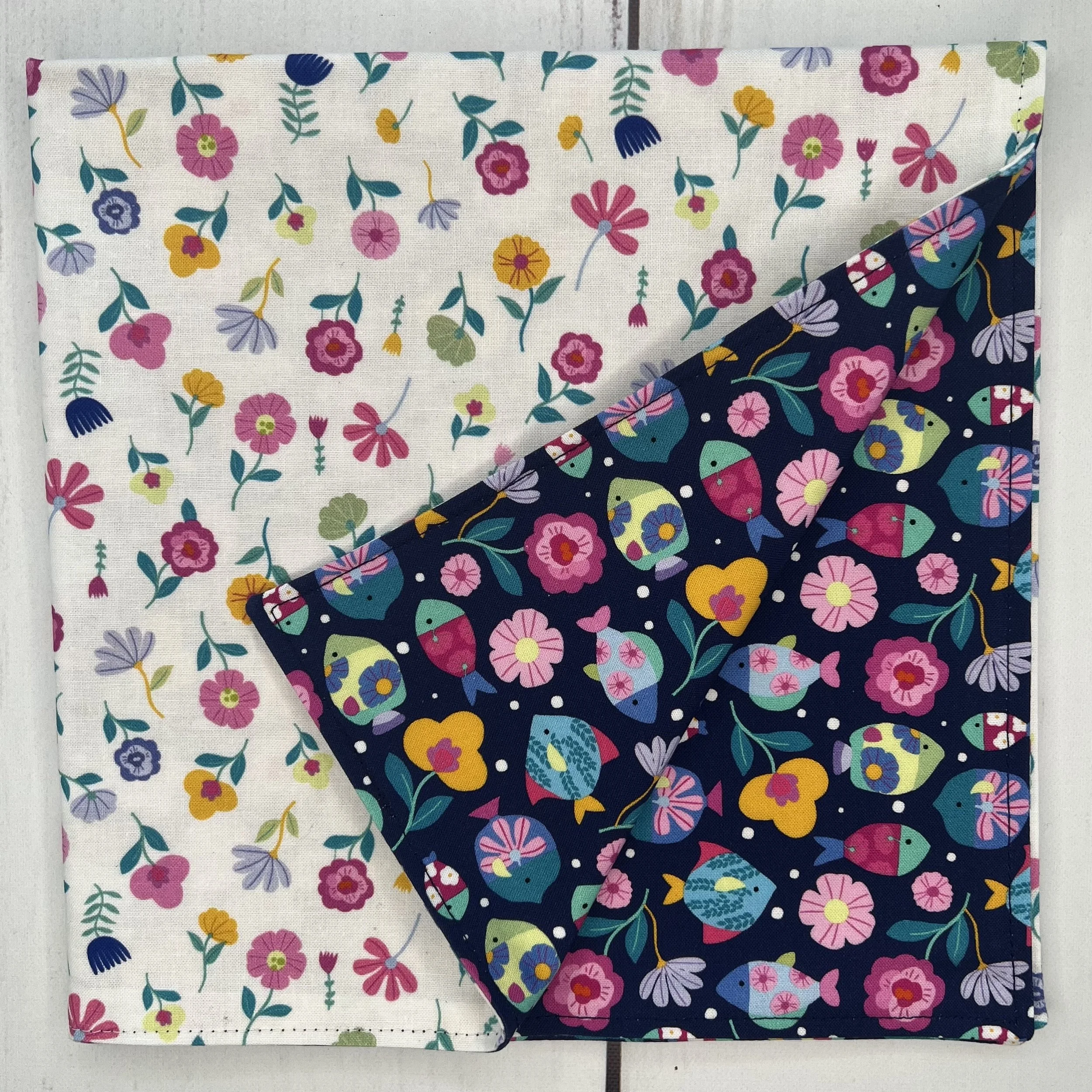 fish & flowers large napkin set 5.jpg