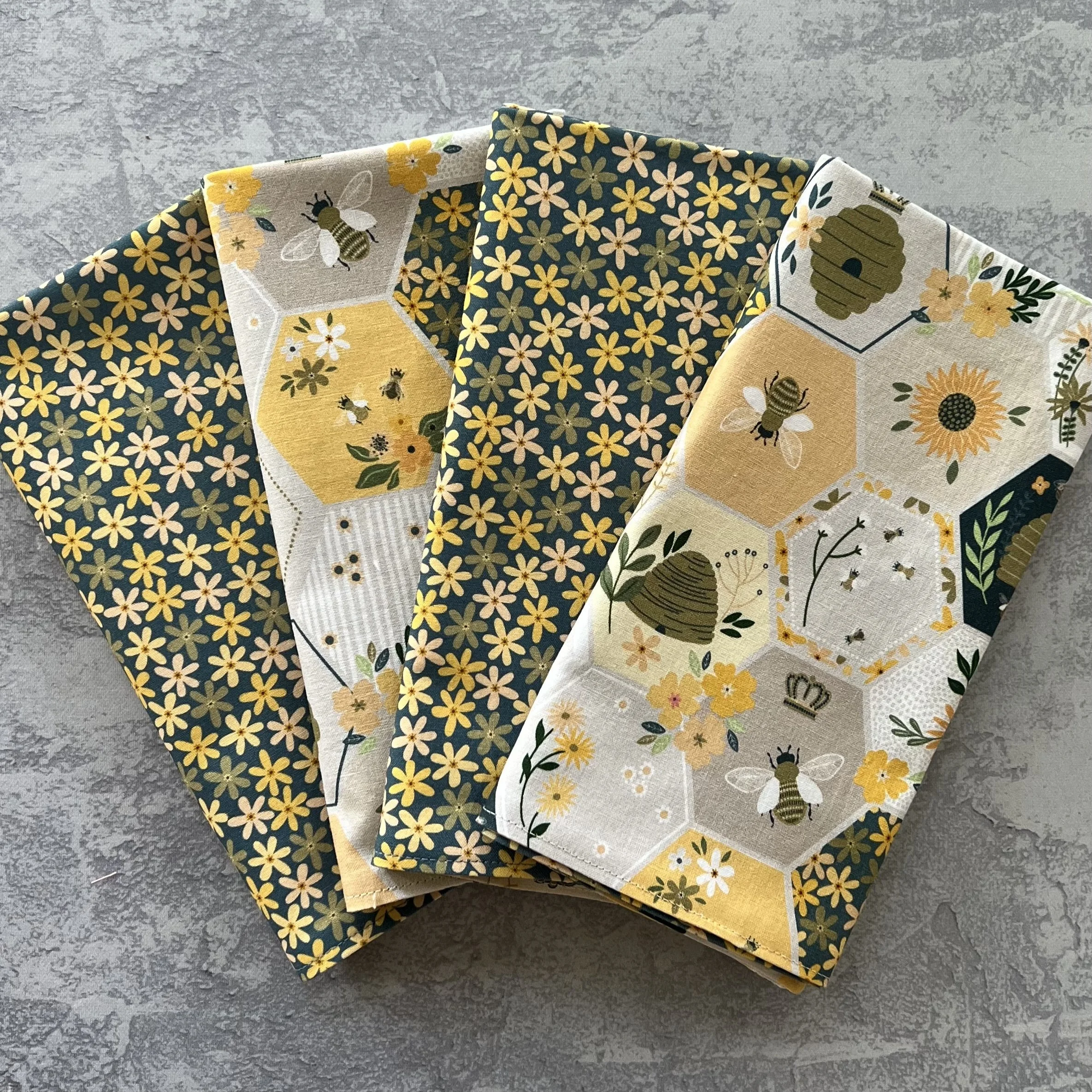 Busy Bee Large Napkins