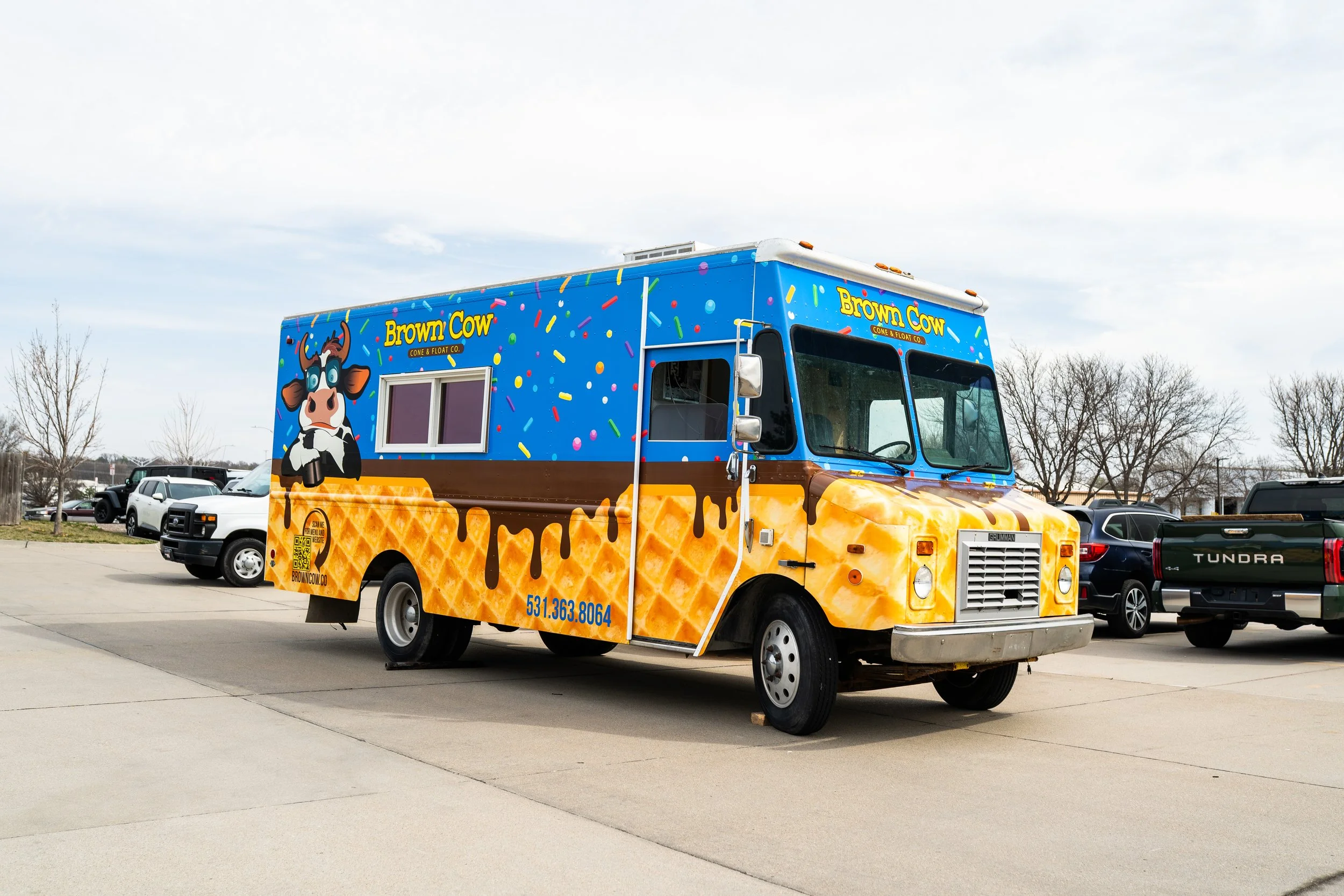 Eye catching fun ice cream truck design