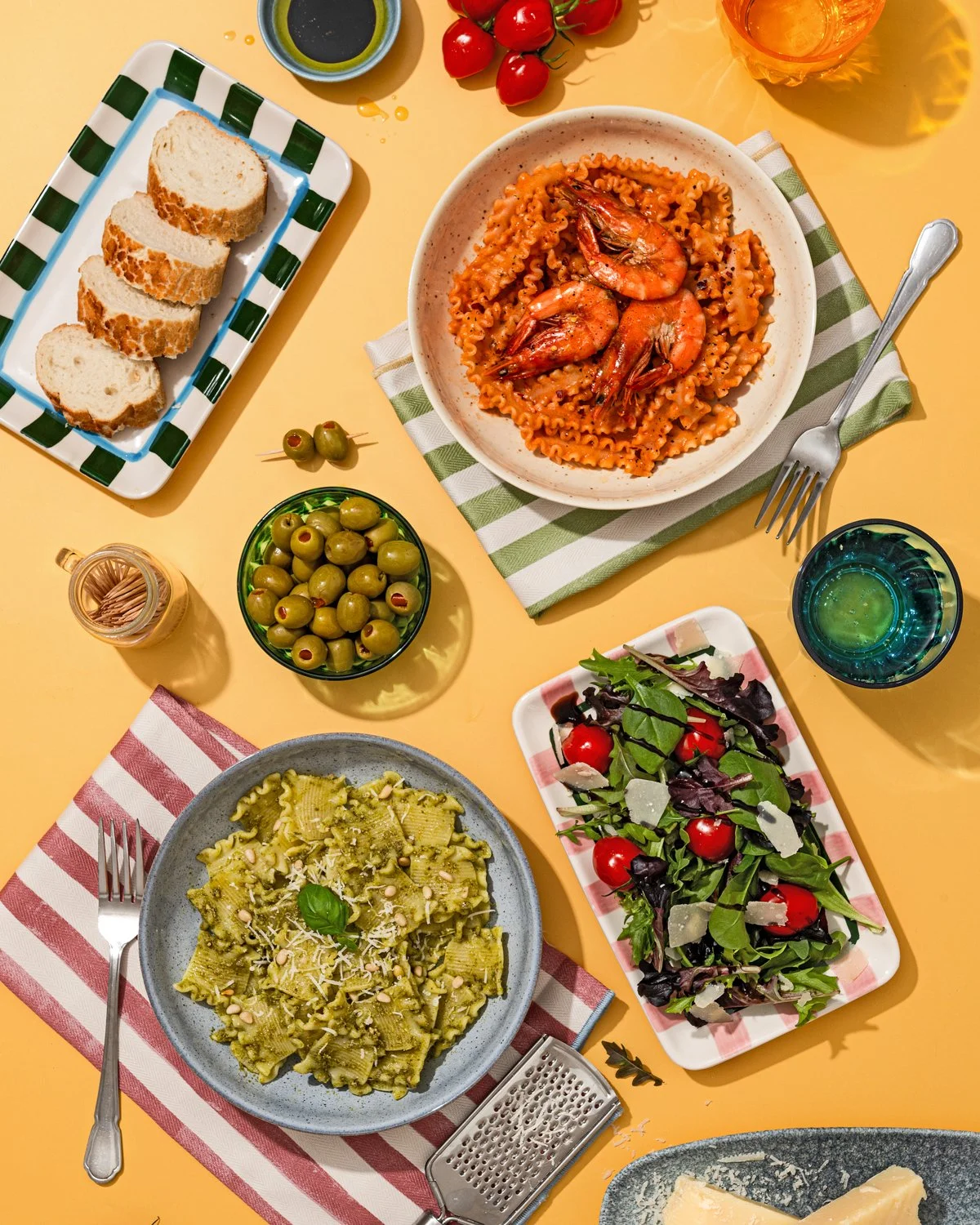 FoodFlatlay_24-70_Pasta_01_Social_4x5.jpg