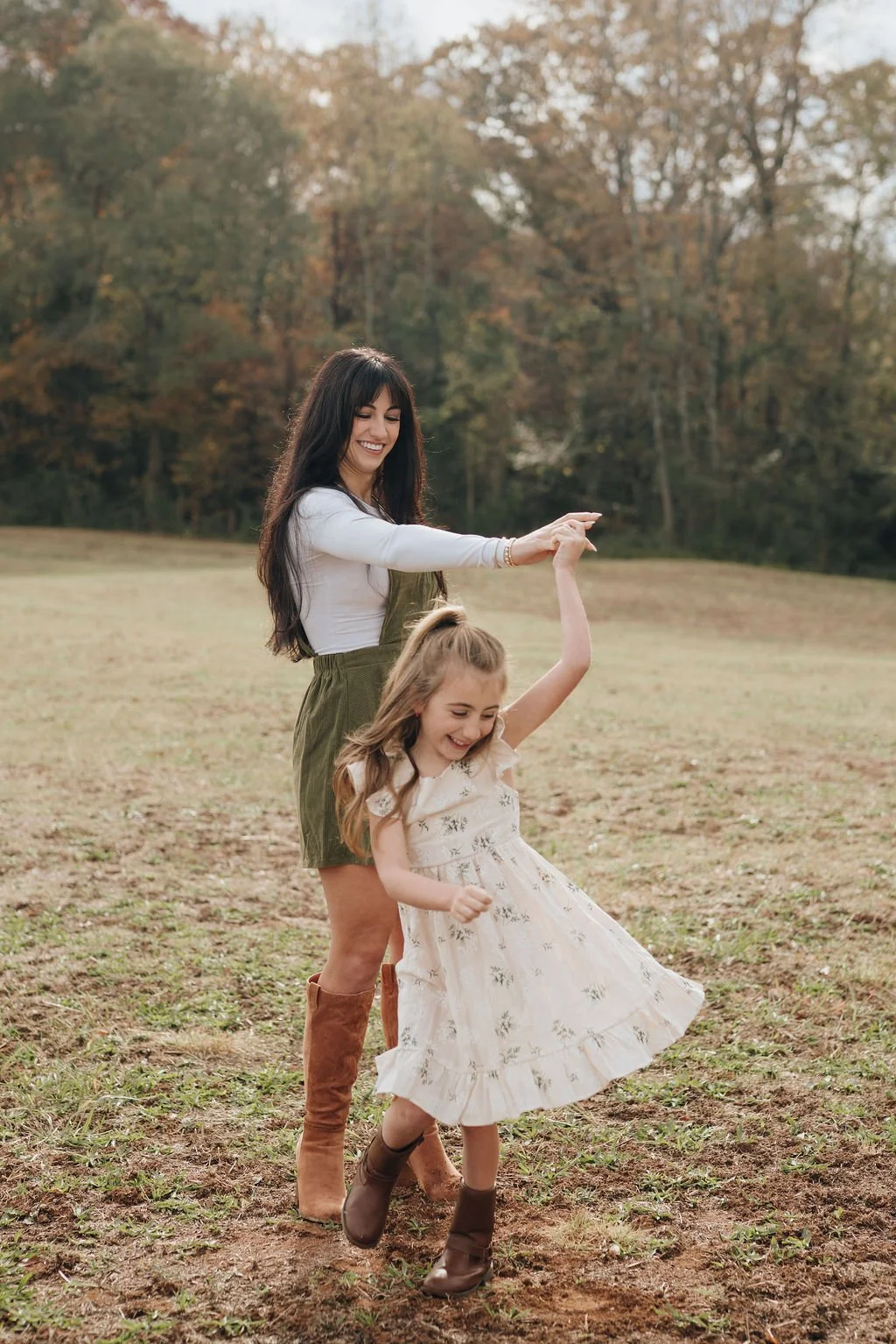 family photographer portrait.jpg