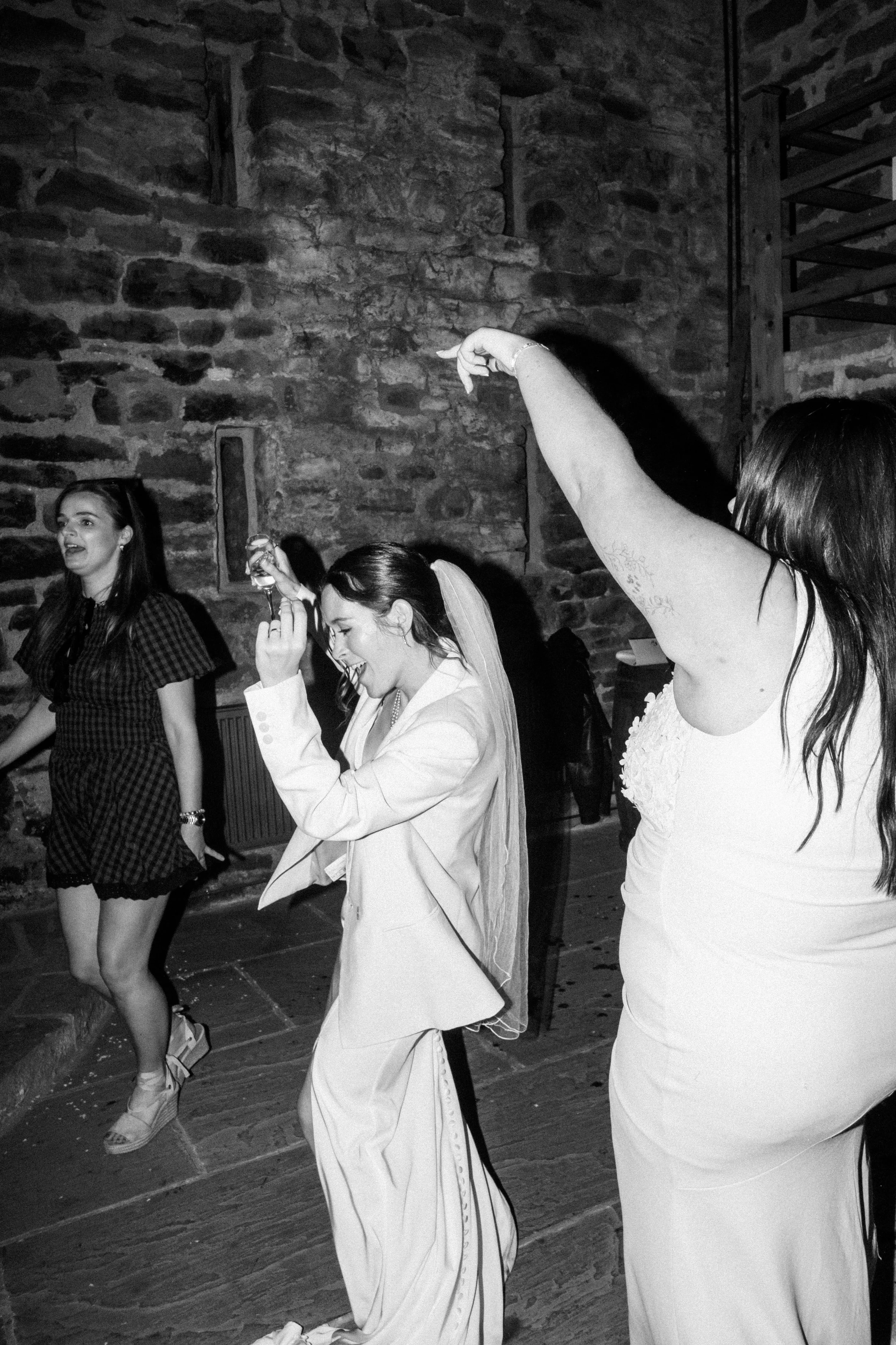 Isobel & Andy Social Posts-94.jpg