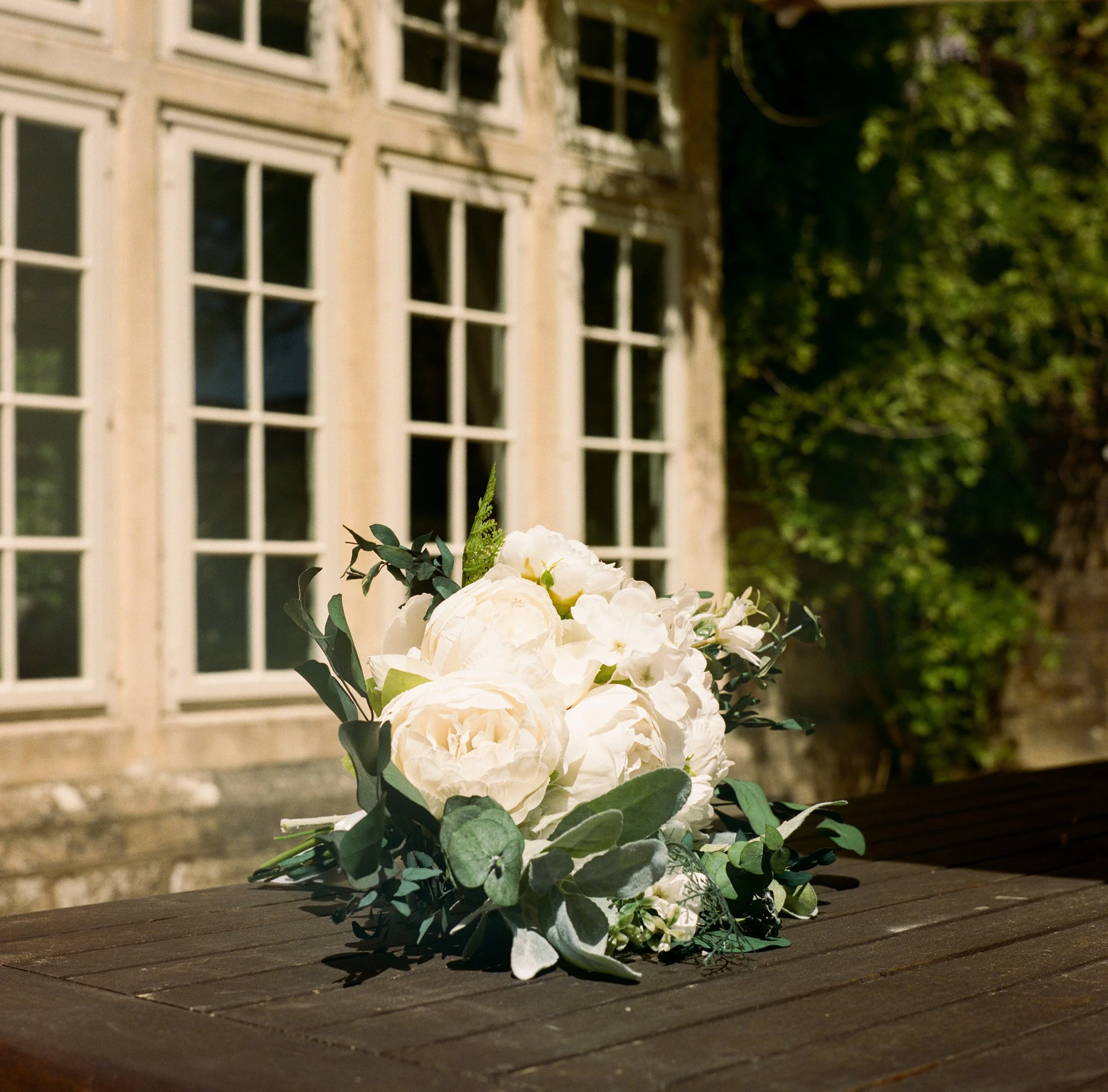 Lucy & Brett Social Posts-45.jpg