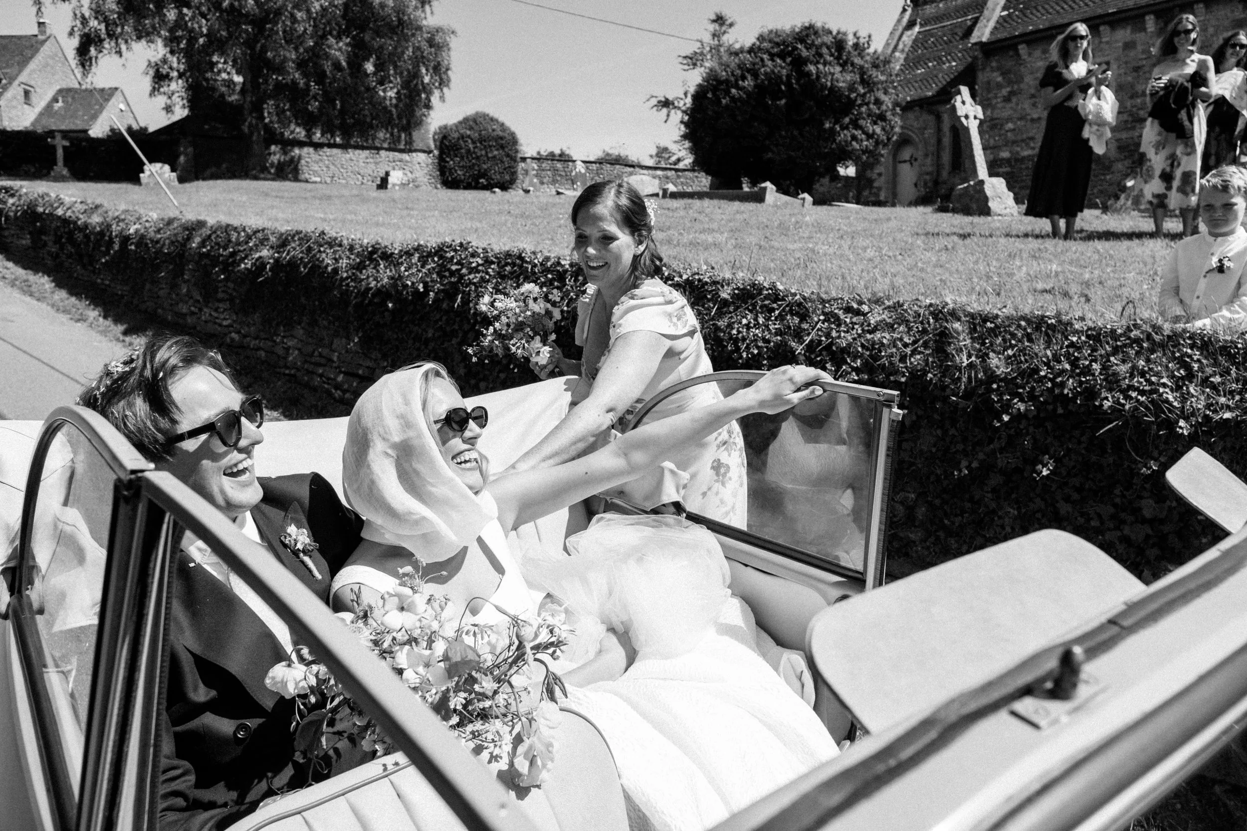 Charli & Tom Wedding Teaser Photos-4.jpg