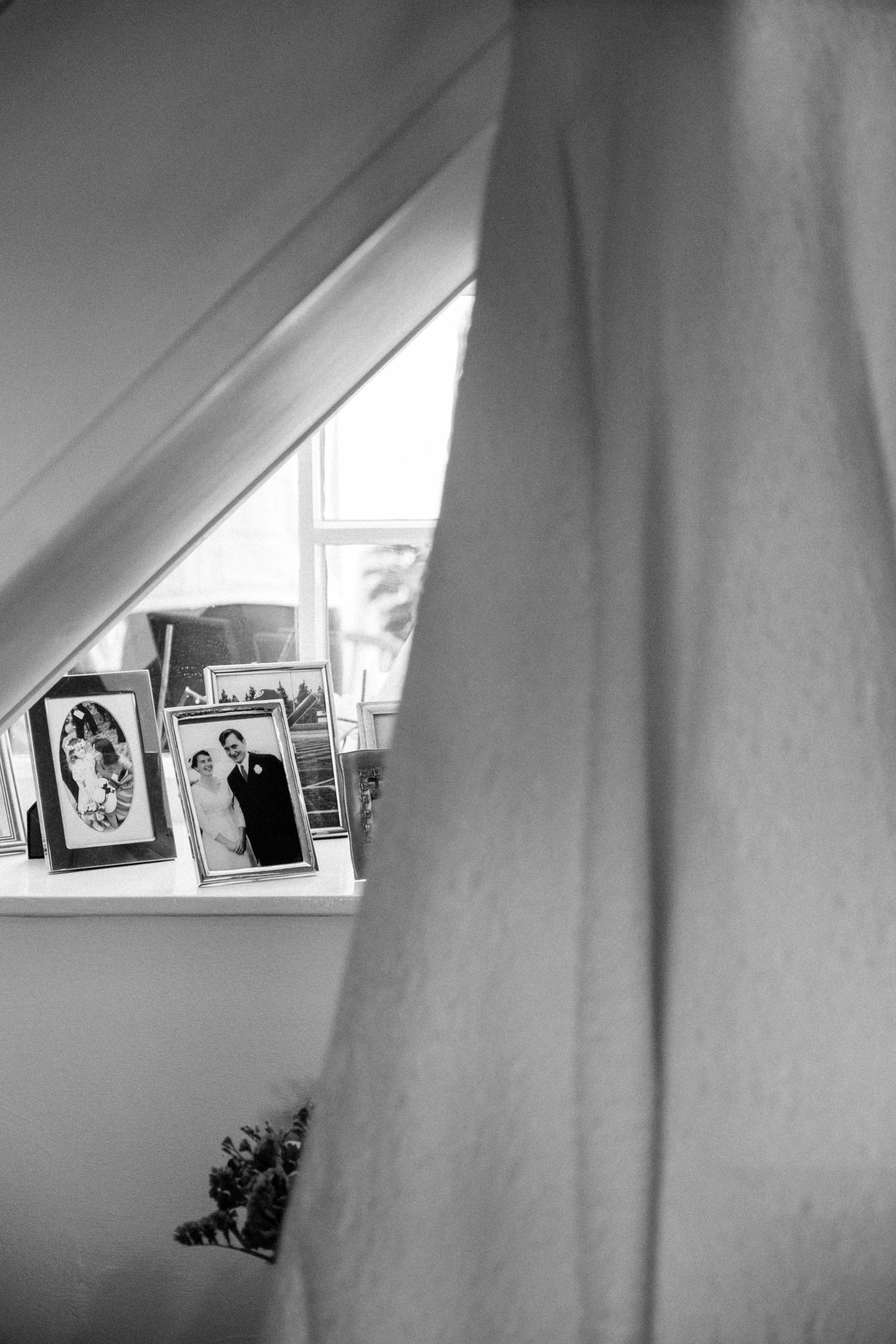 Charli & Tom Wedding Photos-10.jpg