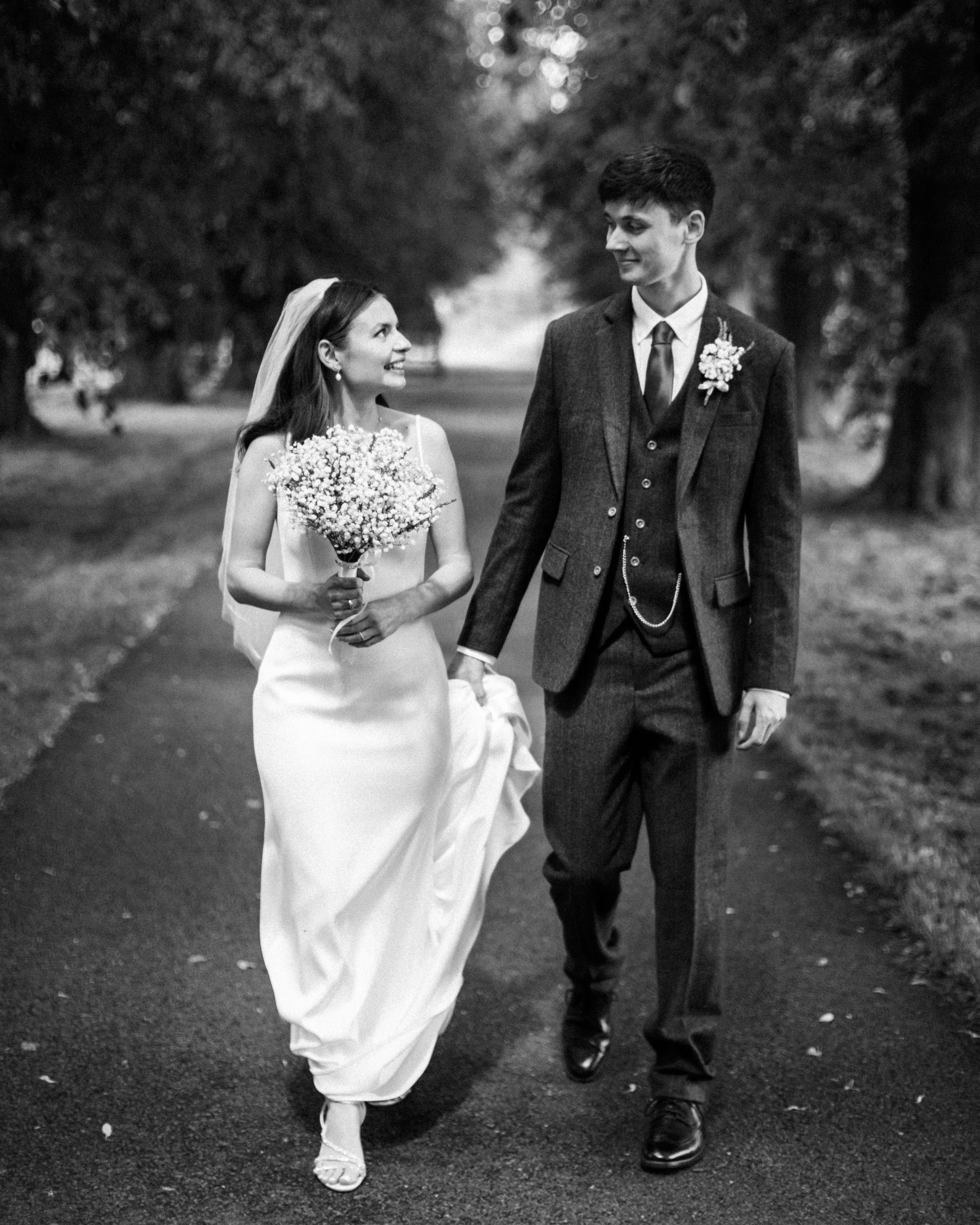 Eloise & Tony Social Posts-28.jpg