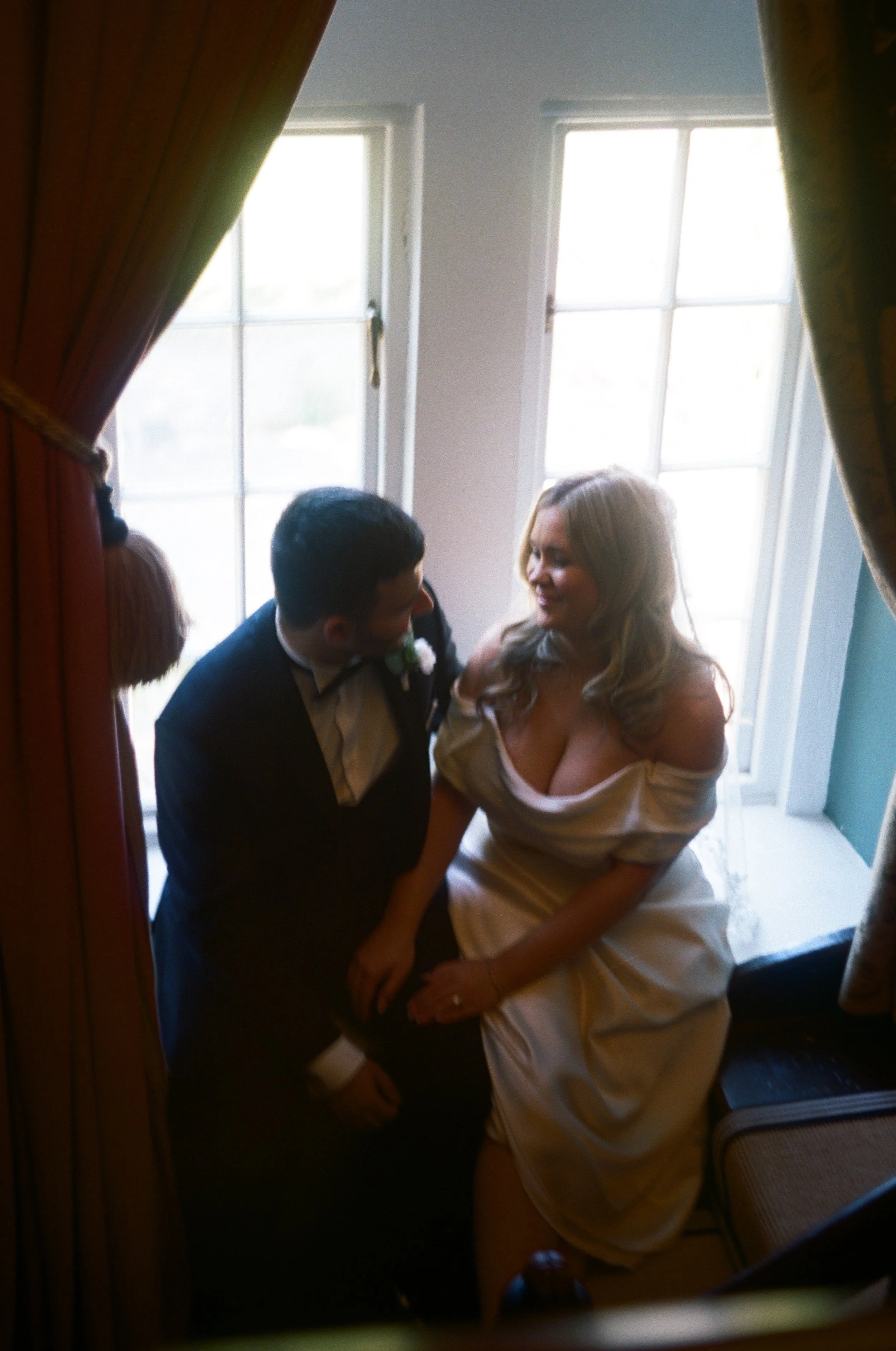 Lucy & Brett Social Posts-68.jpg