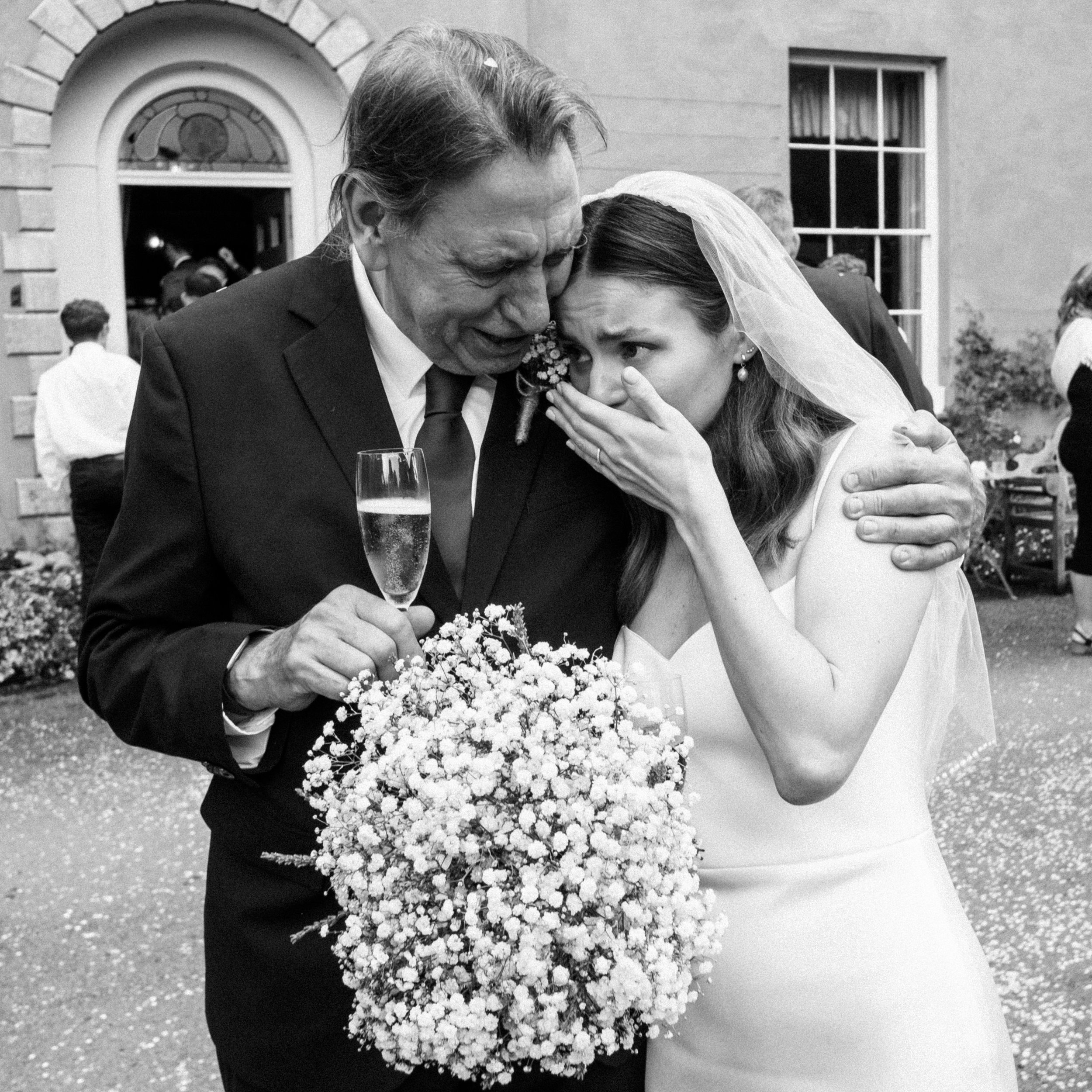 Eloise & Tony Social Posts-20.jpg