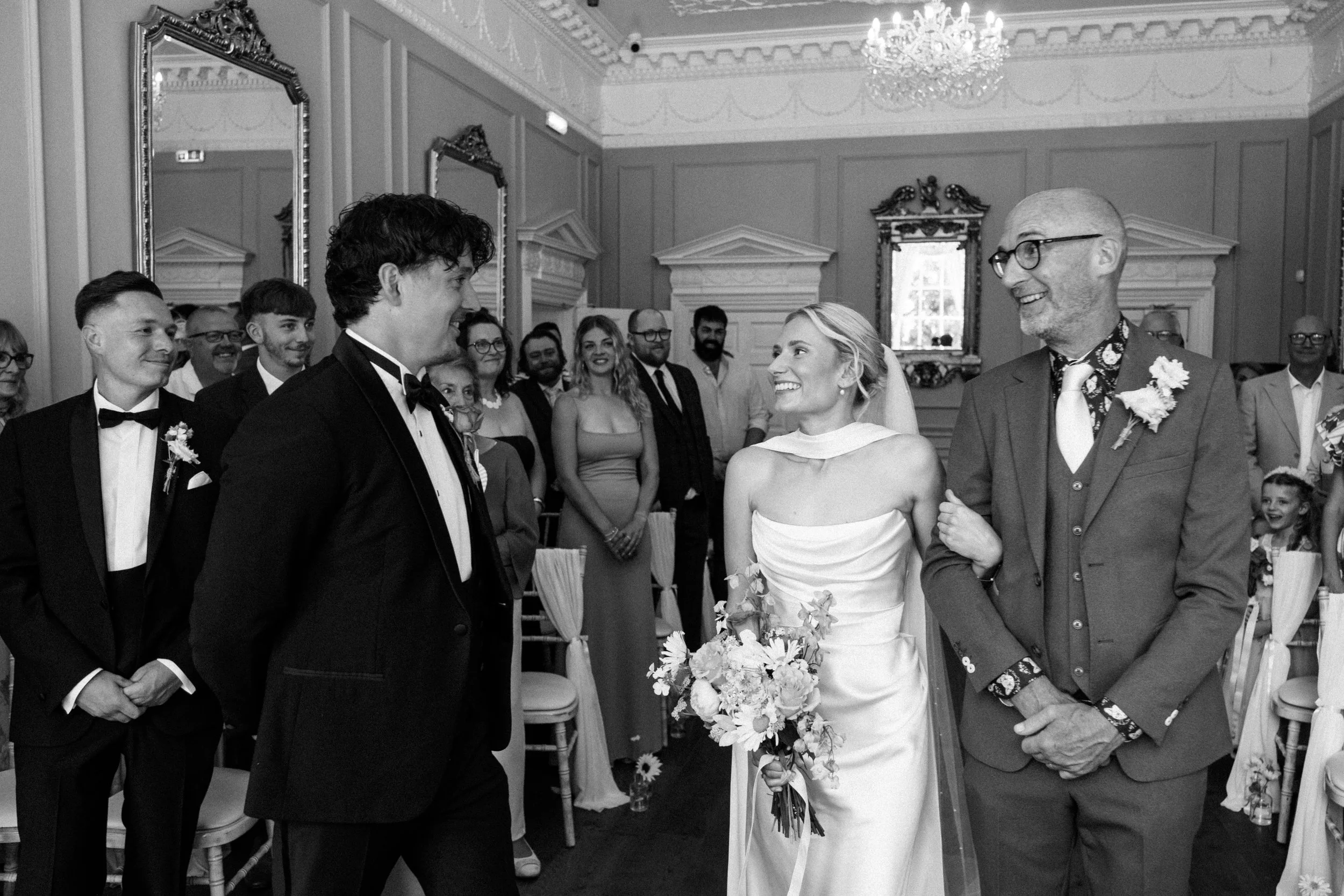 Ellie & Harry Wedding Teaser Photos-3.jpg
