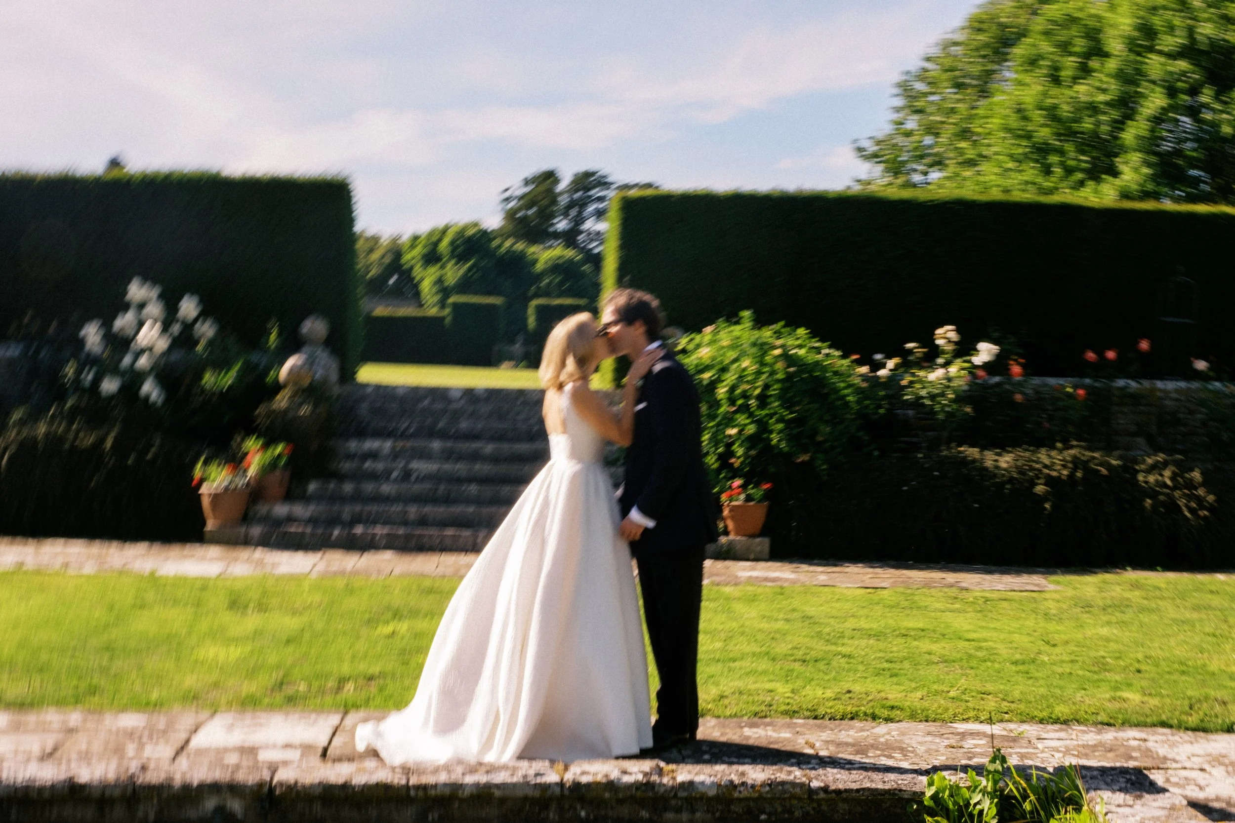 Charli & Tom Wedding Teaser Photos-8.jpg