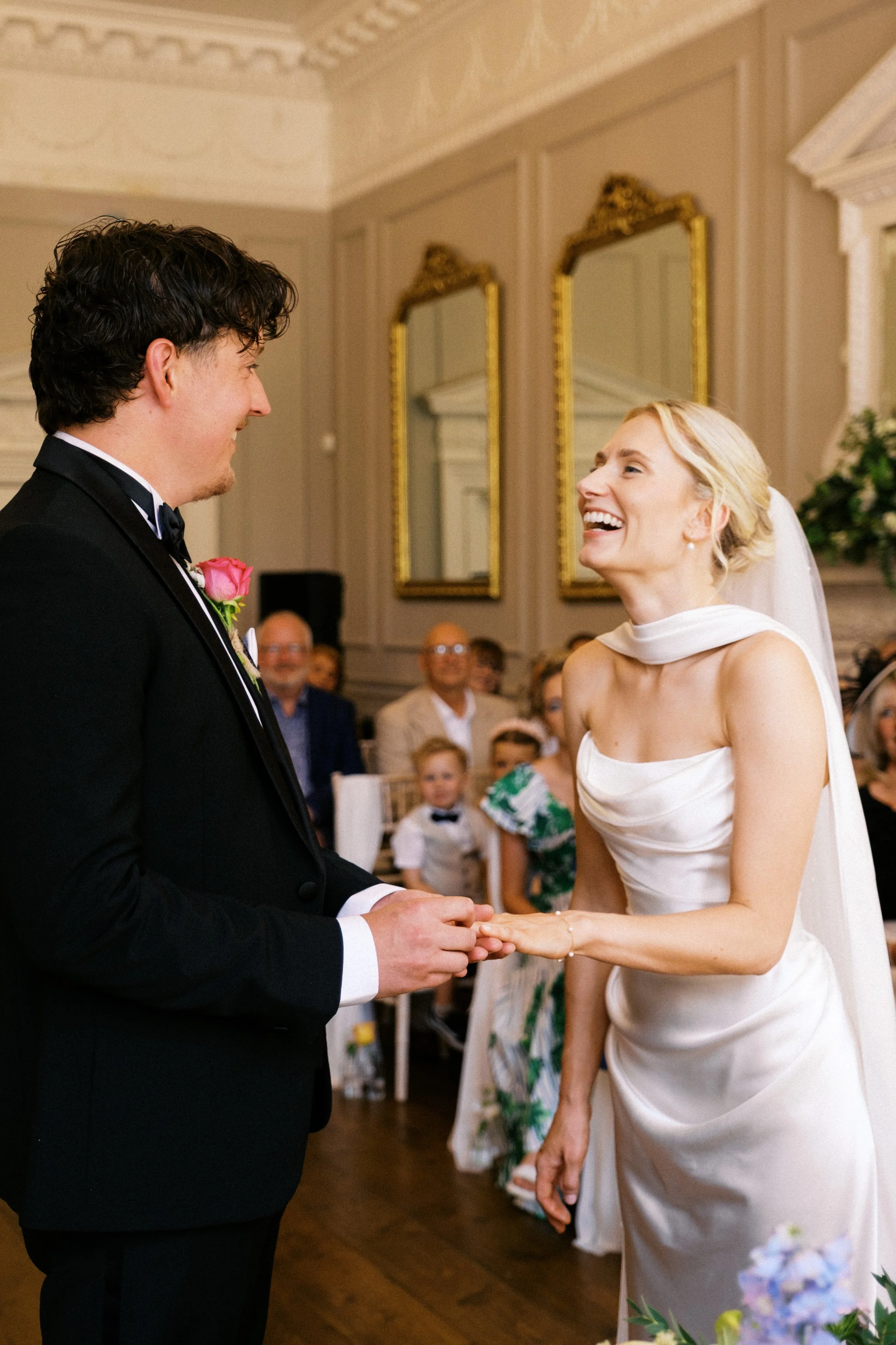 Ellie & Harry Wedding Teaser Photos-6.jpg