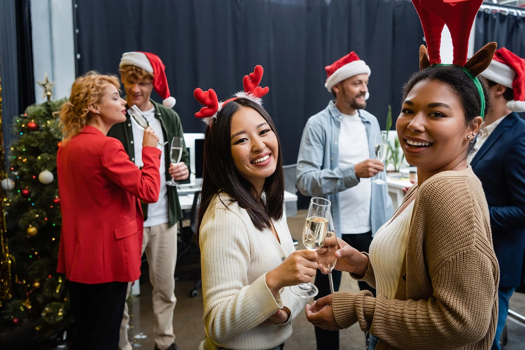 PSOW Pamela Eyring Shares Tips with Business Insider: To Rock This Year’s Holiday Work Party, Be Sure to Avoid These 9 Mistakes