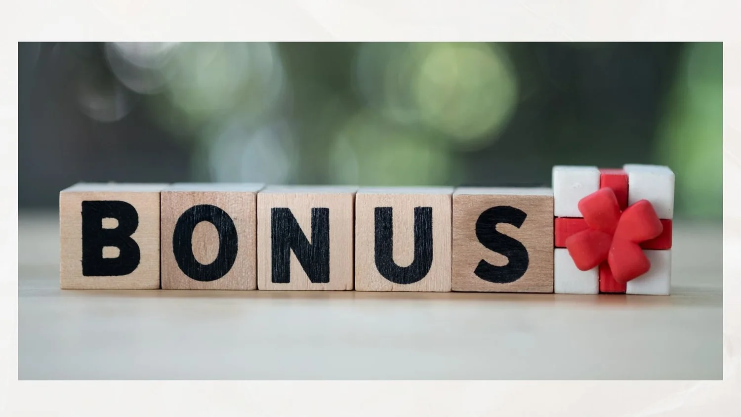 The etiquette of holiday bonuses — The Protocol School of Washington