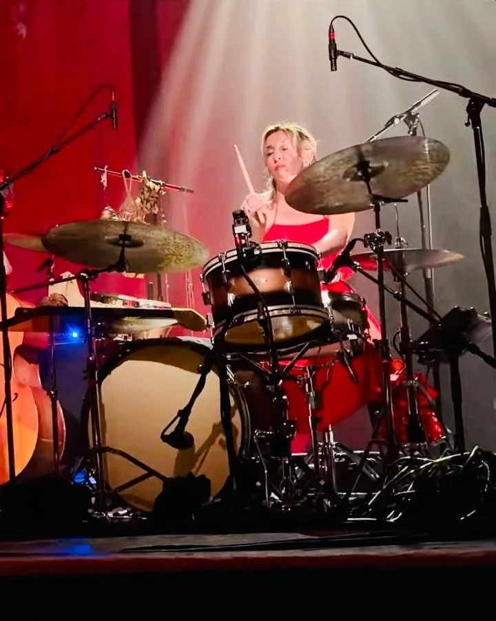 &ldquo;Defiance, Ohio&rdquo; &amp; &ldquo;Grace For Saints and Ramblers&rdquo; from Thalia Hall night 2 @ironandwinetour ~ videos by @ambassador_of_good_cheer 

#drums #tour #percussion