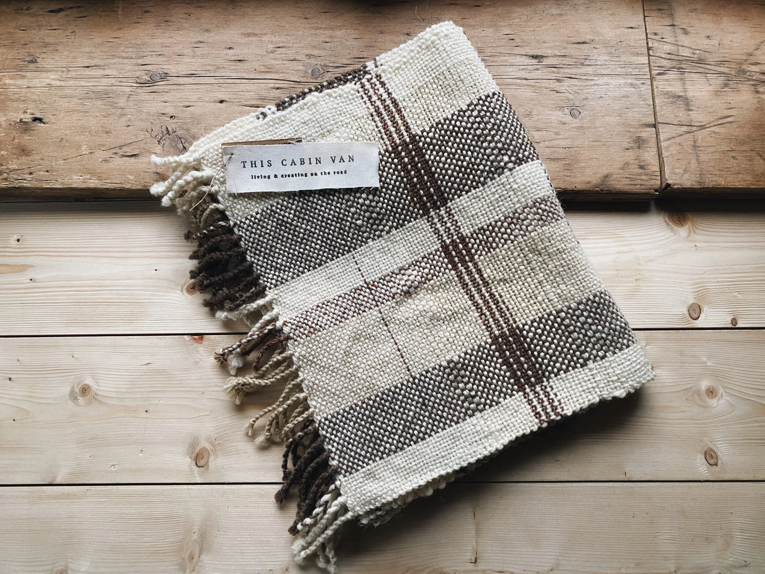 A87D894A-505D-445E-9EE7-00961E7CC385