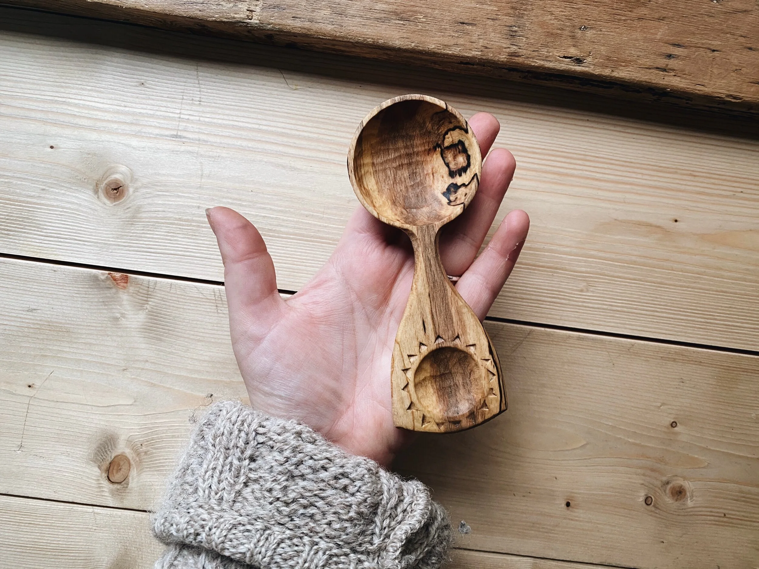 15E89FCE-6DA7-435A-84E5-FE398CF77A66