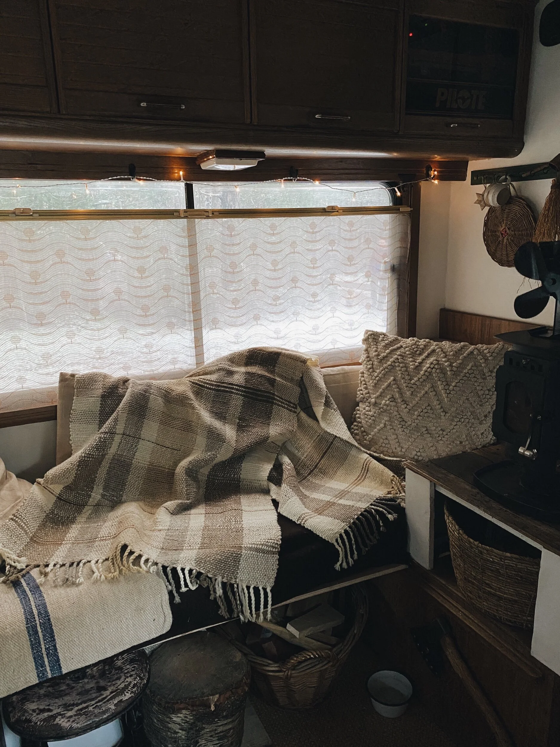 78F68505-A5D2-4C47-8381-AEA571DB619F