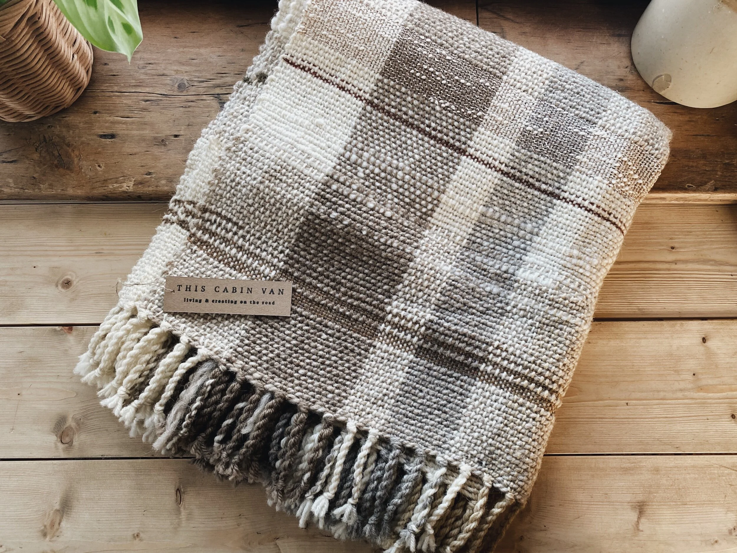 EF14A054-C093-41A7-B7A7-C1A9ABB927BE