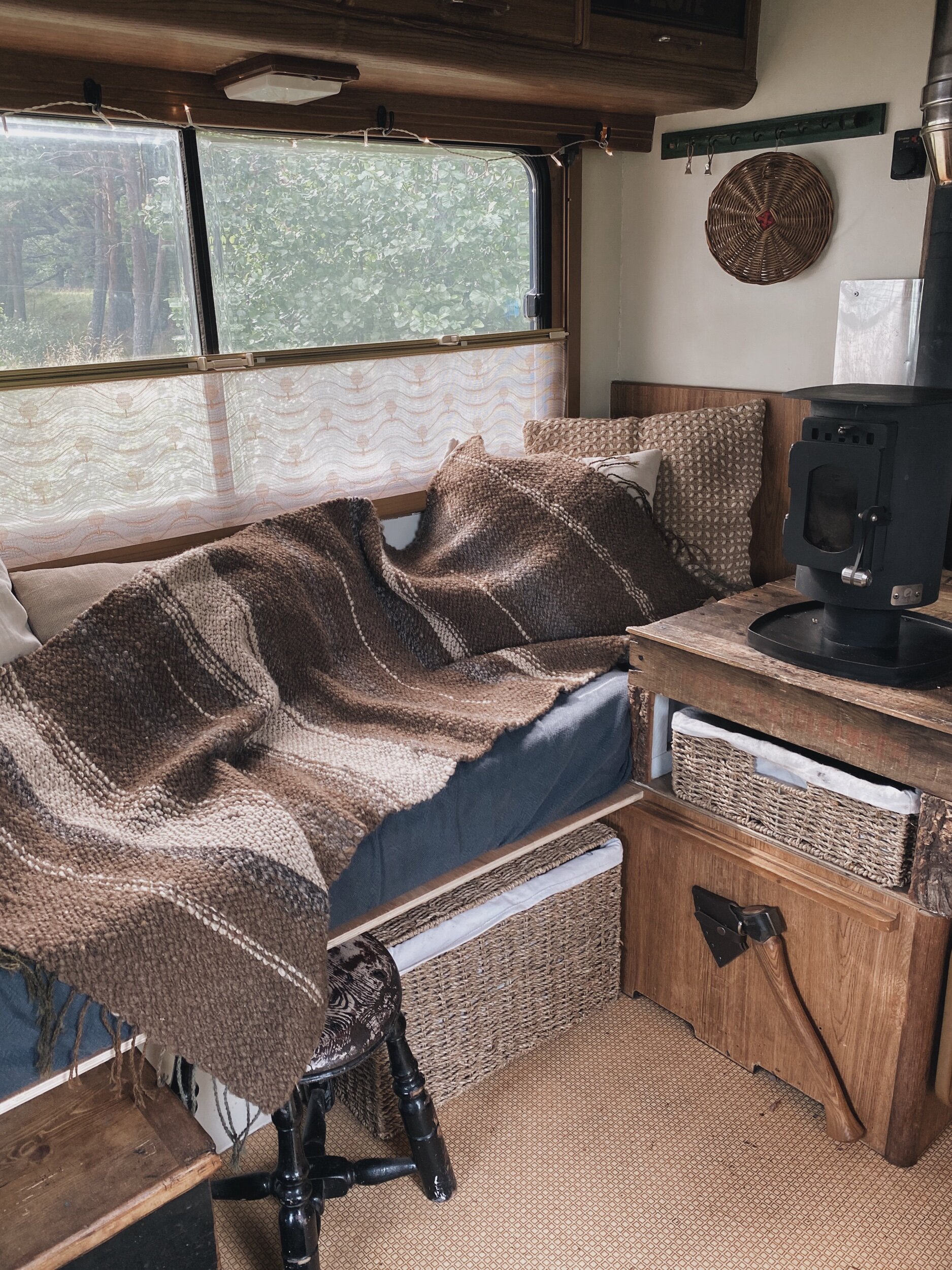 DF338F9C-FC47-42DA-BE8F-36FC04212BCC