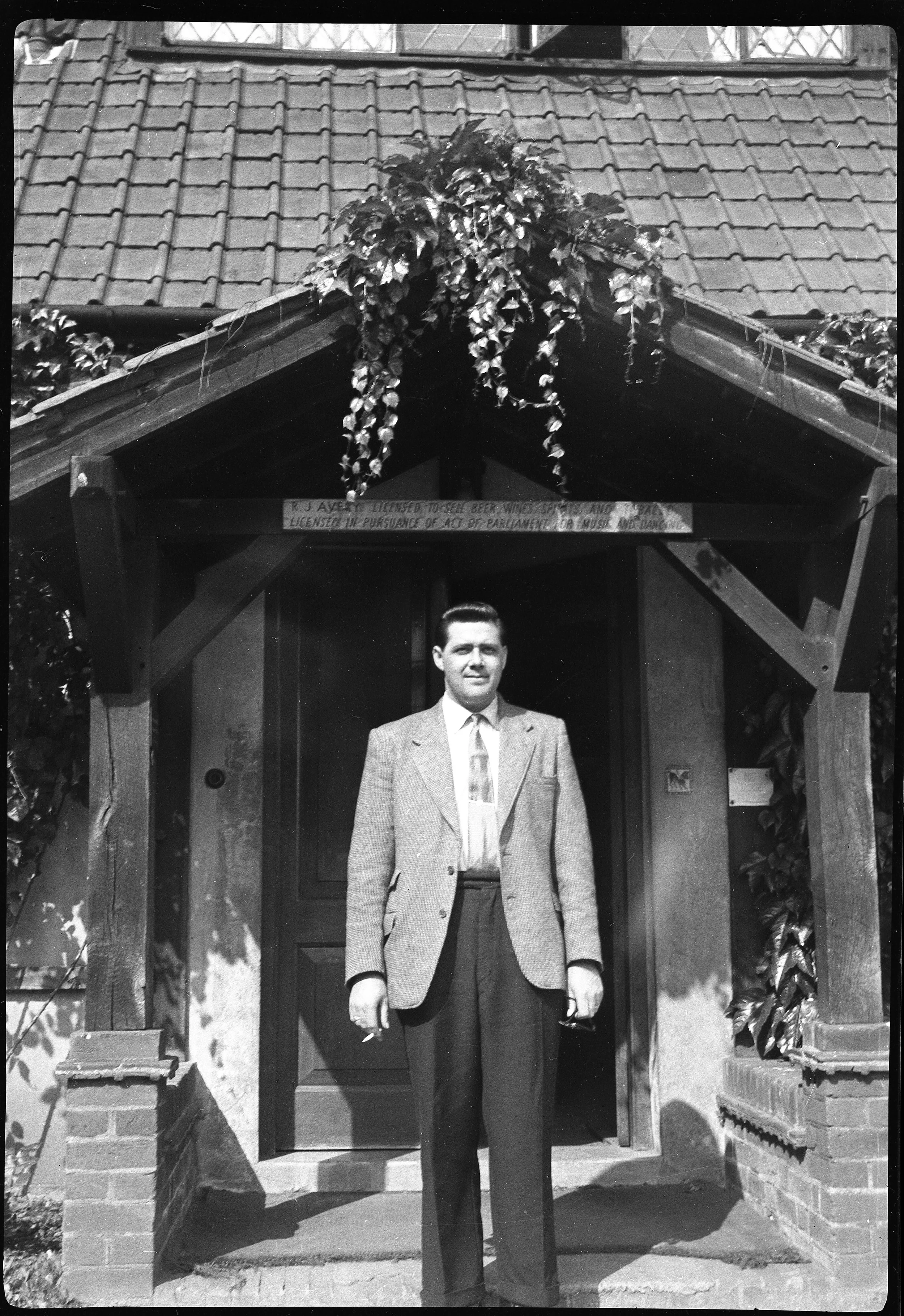 bw27.jpg
