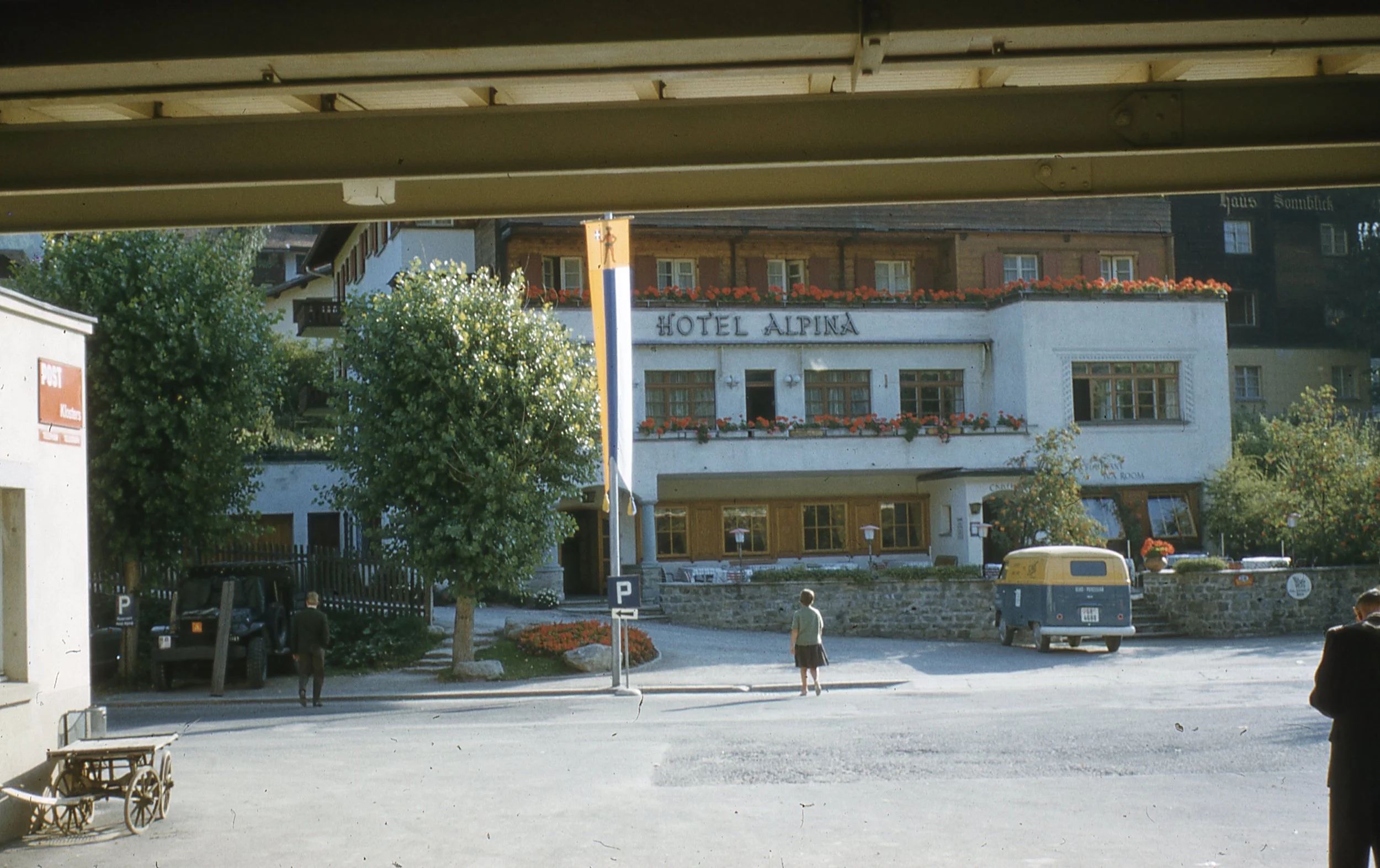 a098.jpg