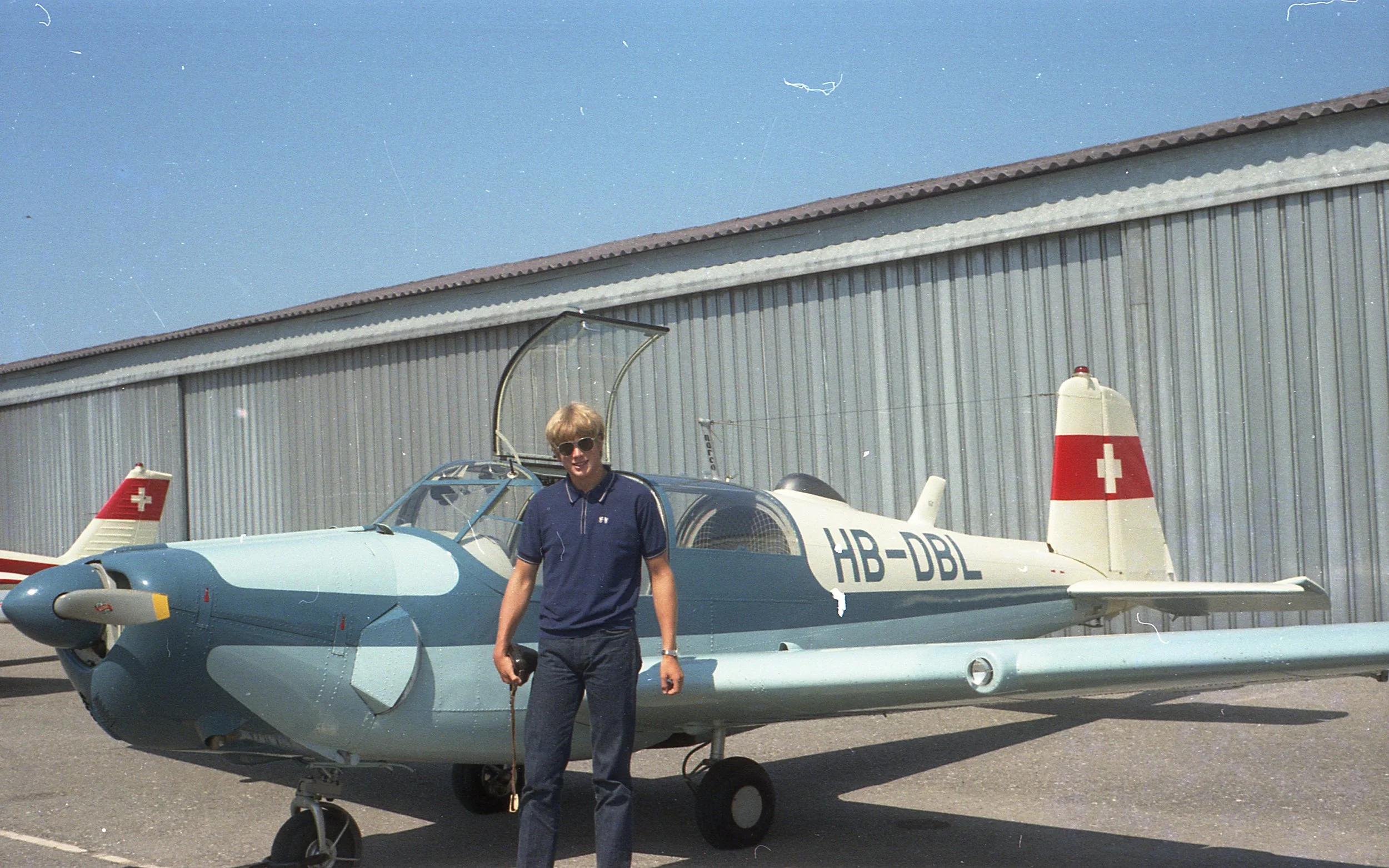 a127.jpg