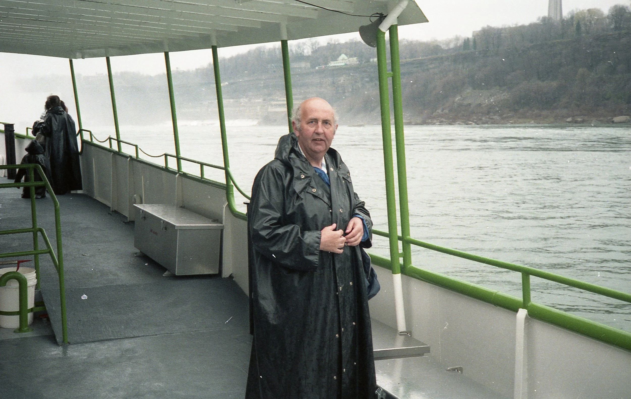 img060.jpg