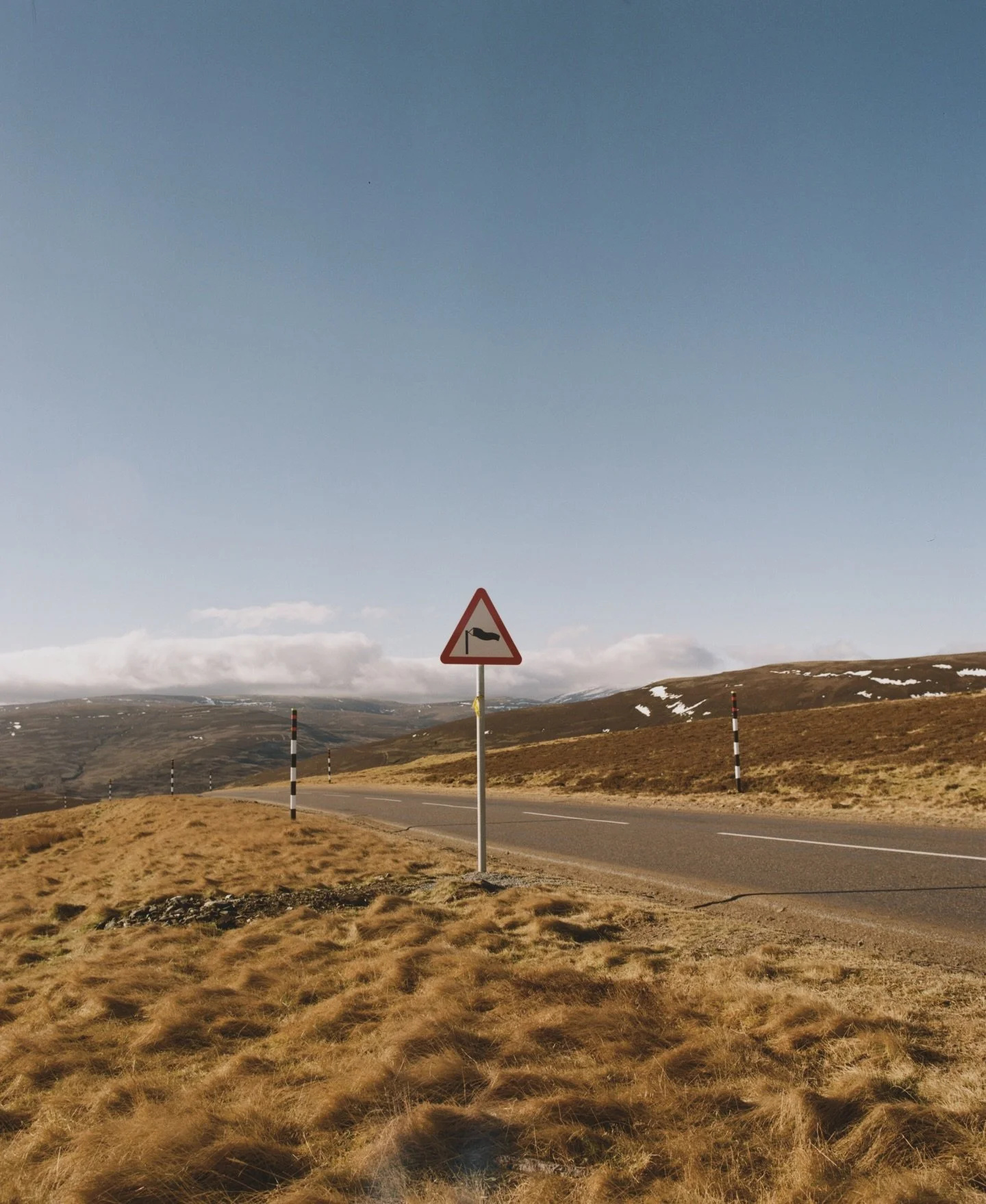 Blowin a hooly warning.
.
.
#shootfilm #kodakgold #6x7 #mediumformat #120 #mamiya #scottishhighlands