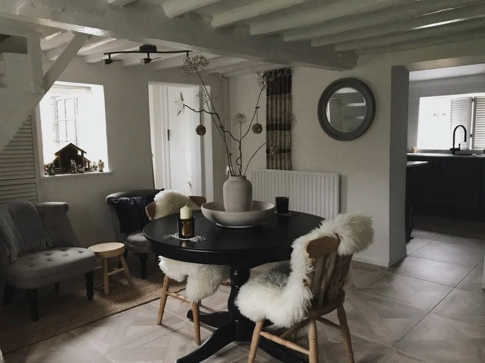 One of my woven pieces in a beautiful home, living alongside a little caravan similar to my own.
I loved receiving this, as I always say my woven pieces are multifunctional. They may be table runners, but you can throw them over chairs, the end of a 