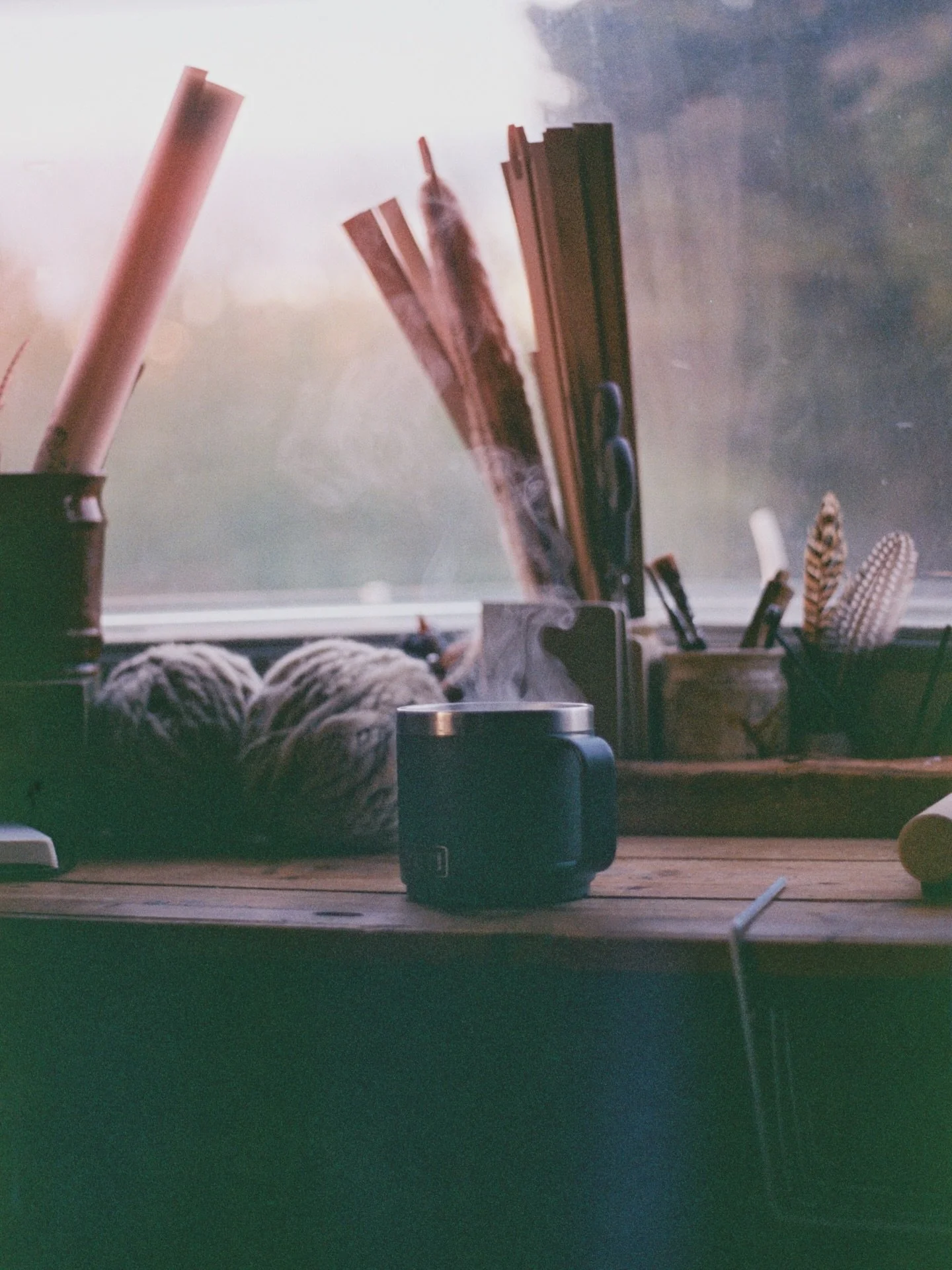 Coffee in the caravan kinda mornings.
.
.
#35mm #shootfilm #olympusom10