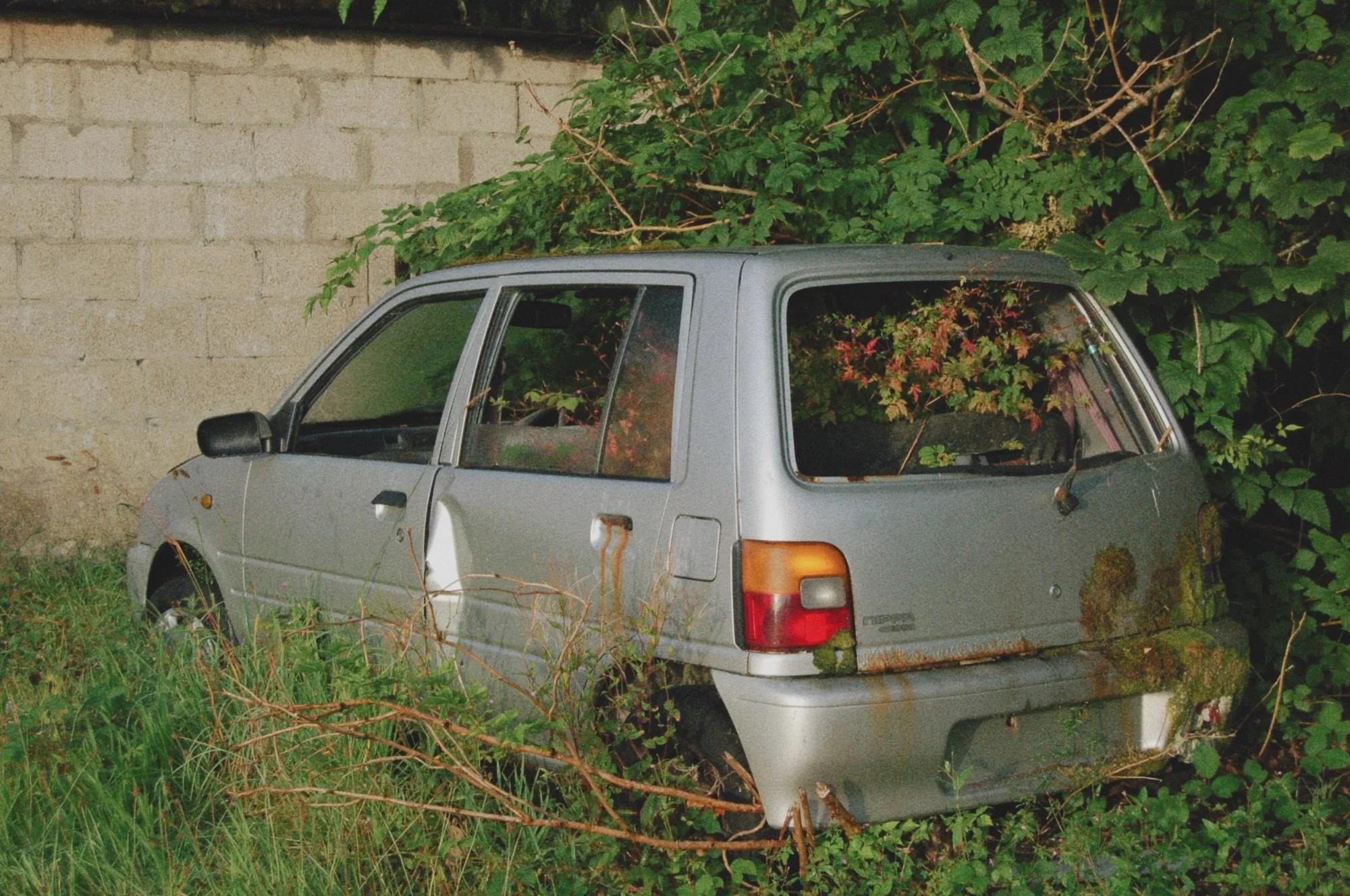 Spares or repair.