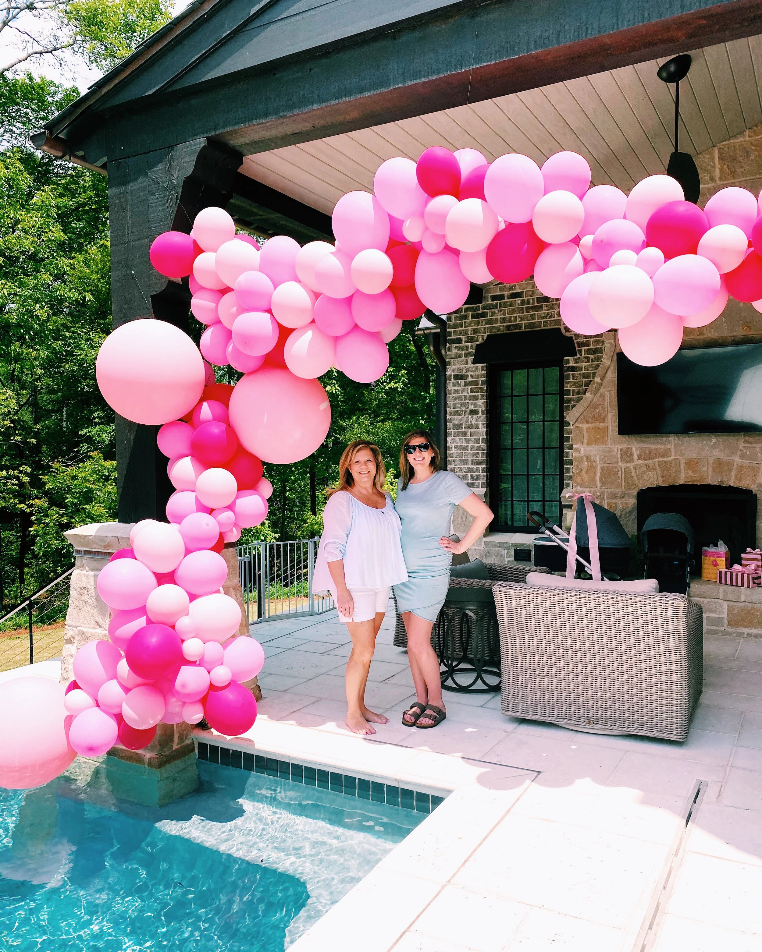 Grab and Go Balloon Garland — Celebrate