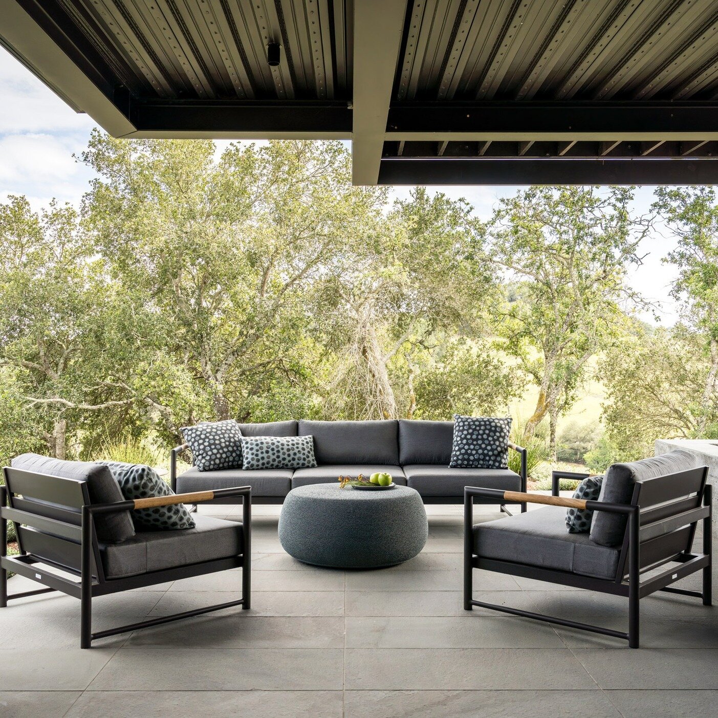 Ready to start dusting off your patio furniture? Us too! And while you're at it you may need a refresh. We can help with that. The @harbour Breeze line installed at our RPS project in #healdsburg checks all the boxes - stylish, durable, and comfortab