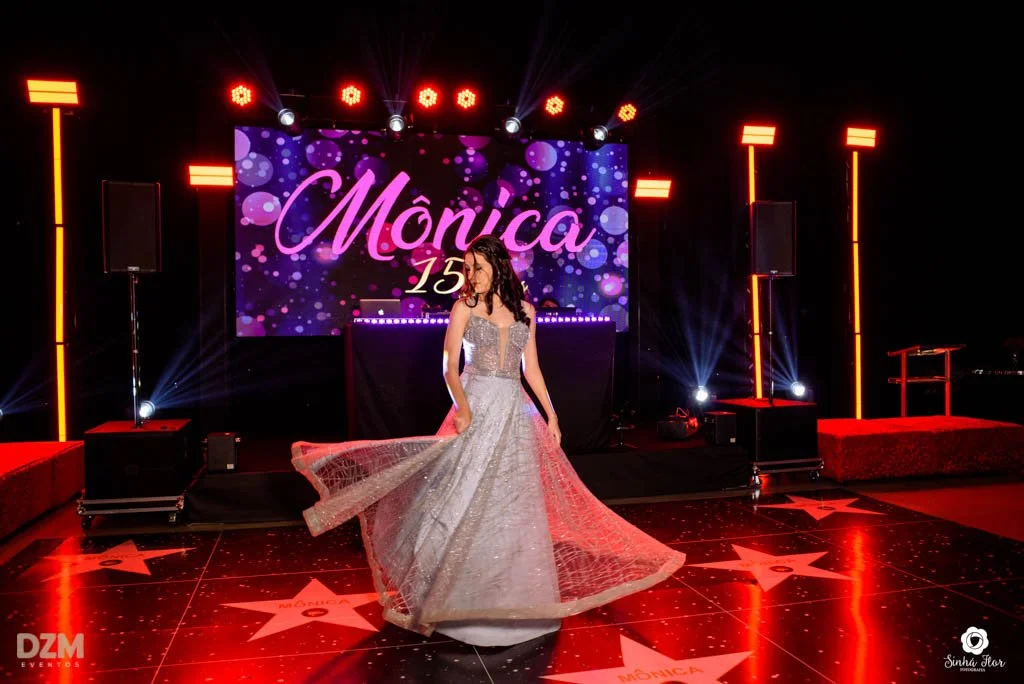 15 anos | Mônica Reis