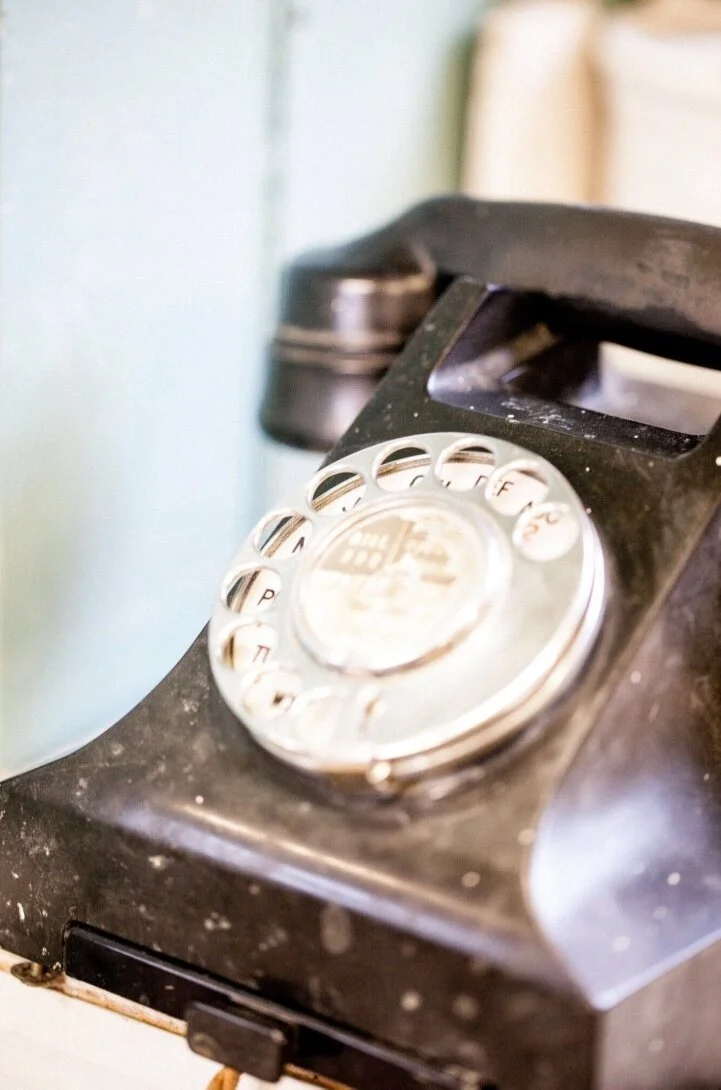 vintage telephone.jpg