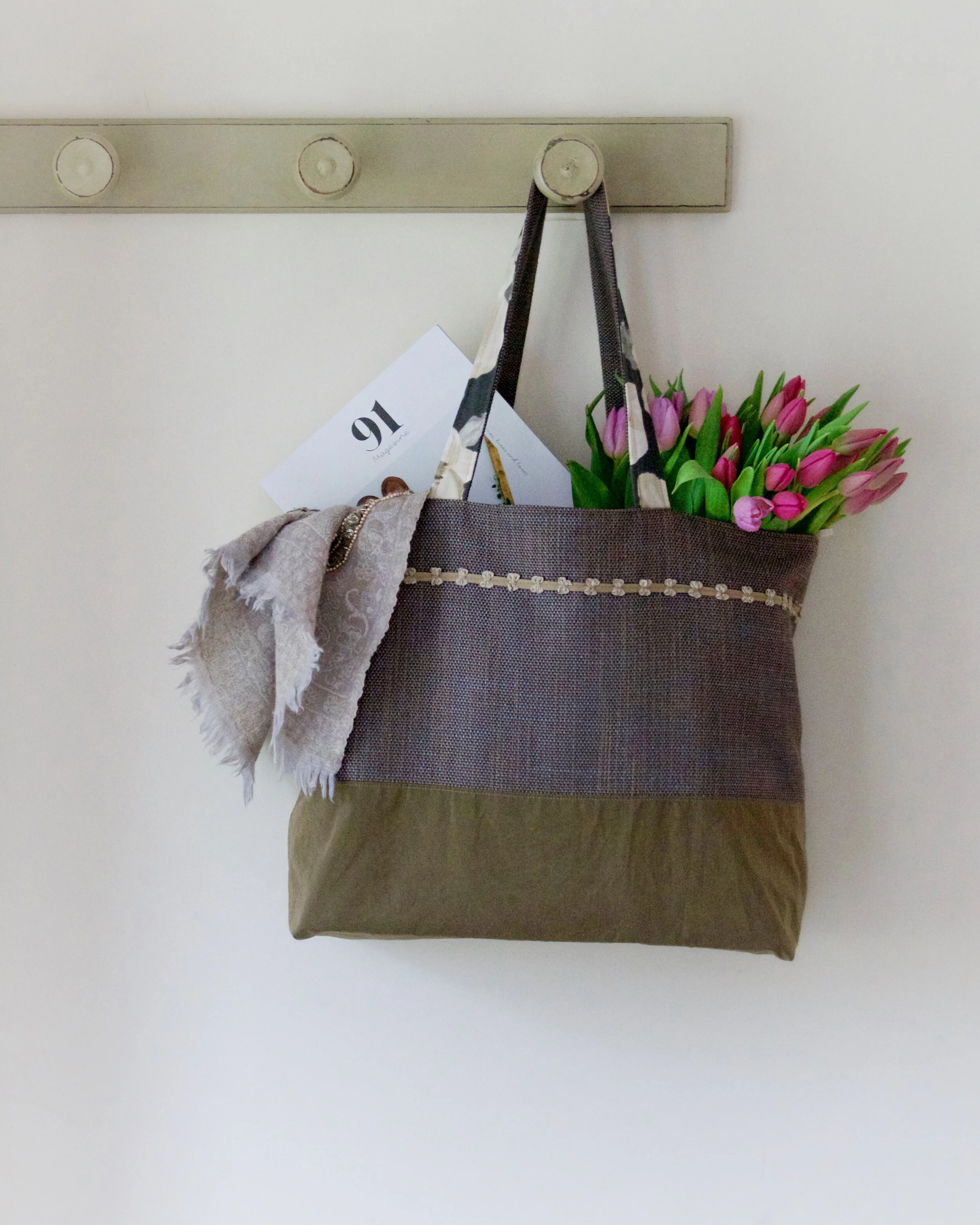 MAKE A TOTE BAG