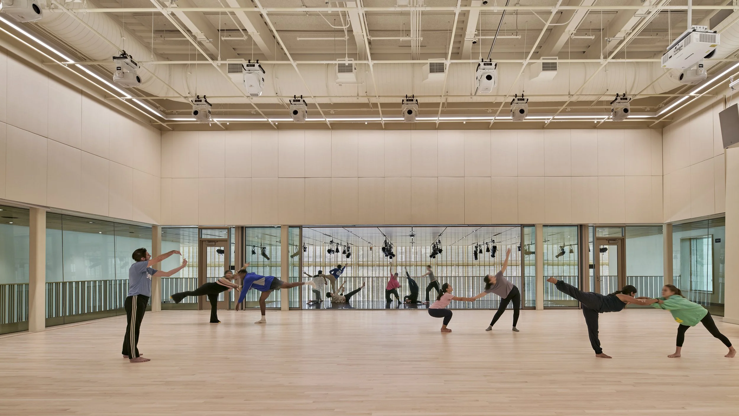 WRA_Colby_GordonCenter_12_lrg.jpg