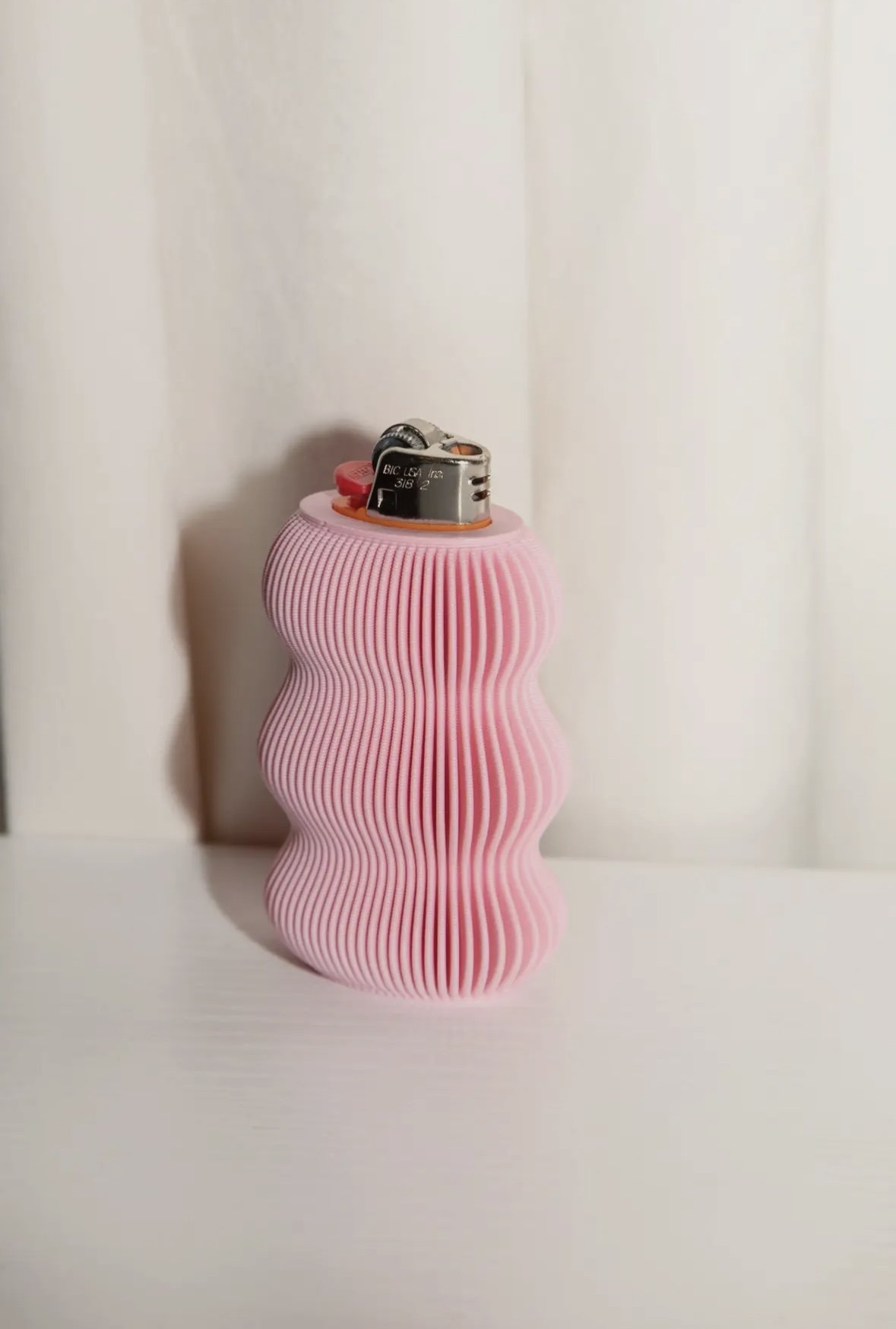 Color Wave Lighter Case