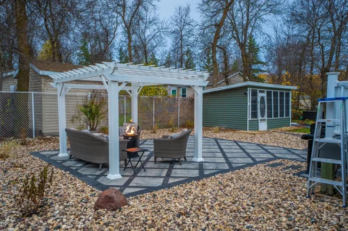 Custom landscaping build by Bulger Brothers Landscape in Winnipeg