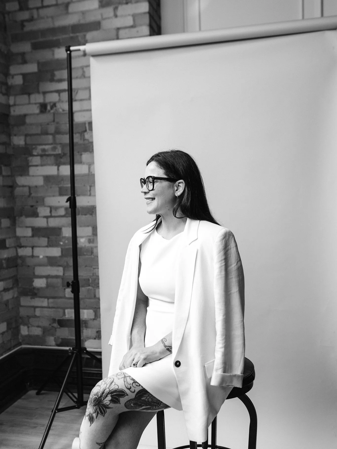 ✨ Re-introduction time ✨
Hey, I’m Lelania (Le-lane-ya) – your go-to GTA event and family photographer (aka the person who will hype you up while making you look amazing). 
I’m also a lead wedding photographer with Purple Tree Photo