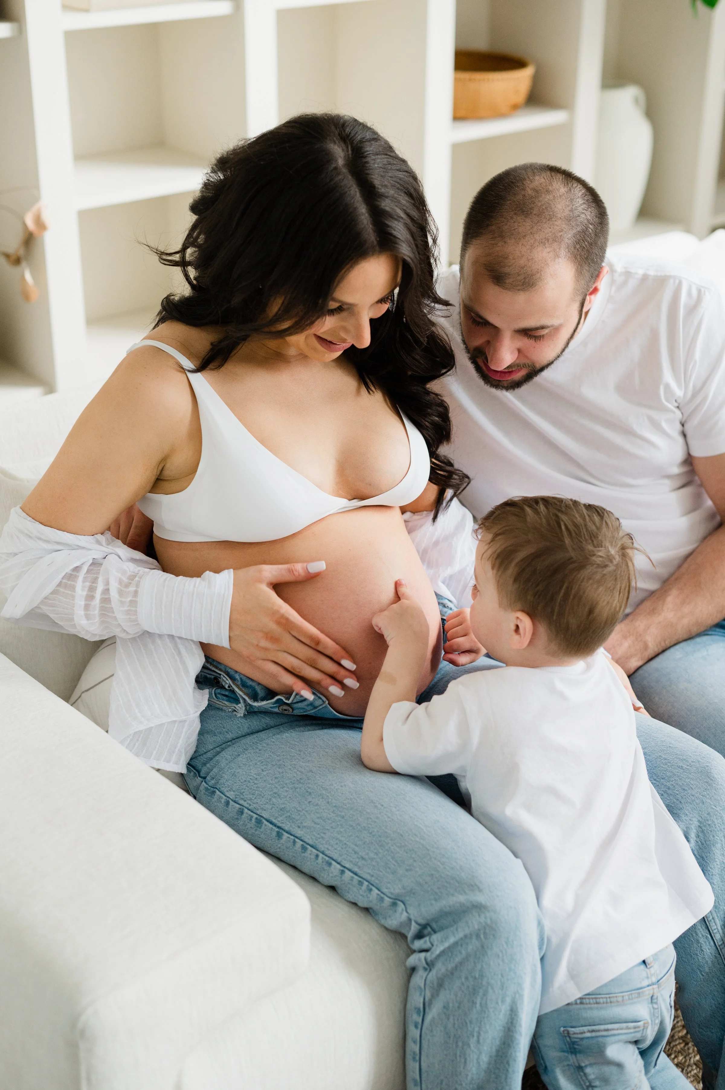 Professional maternity photographer